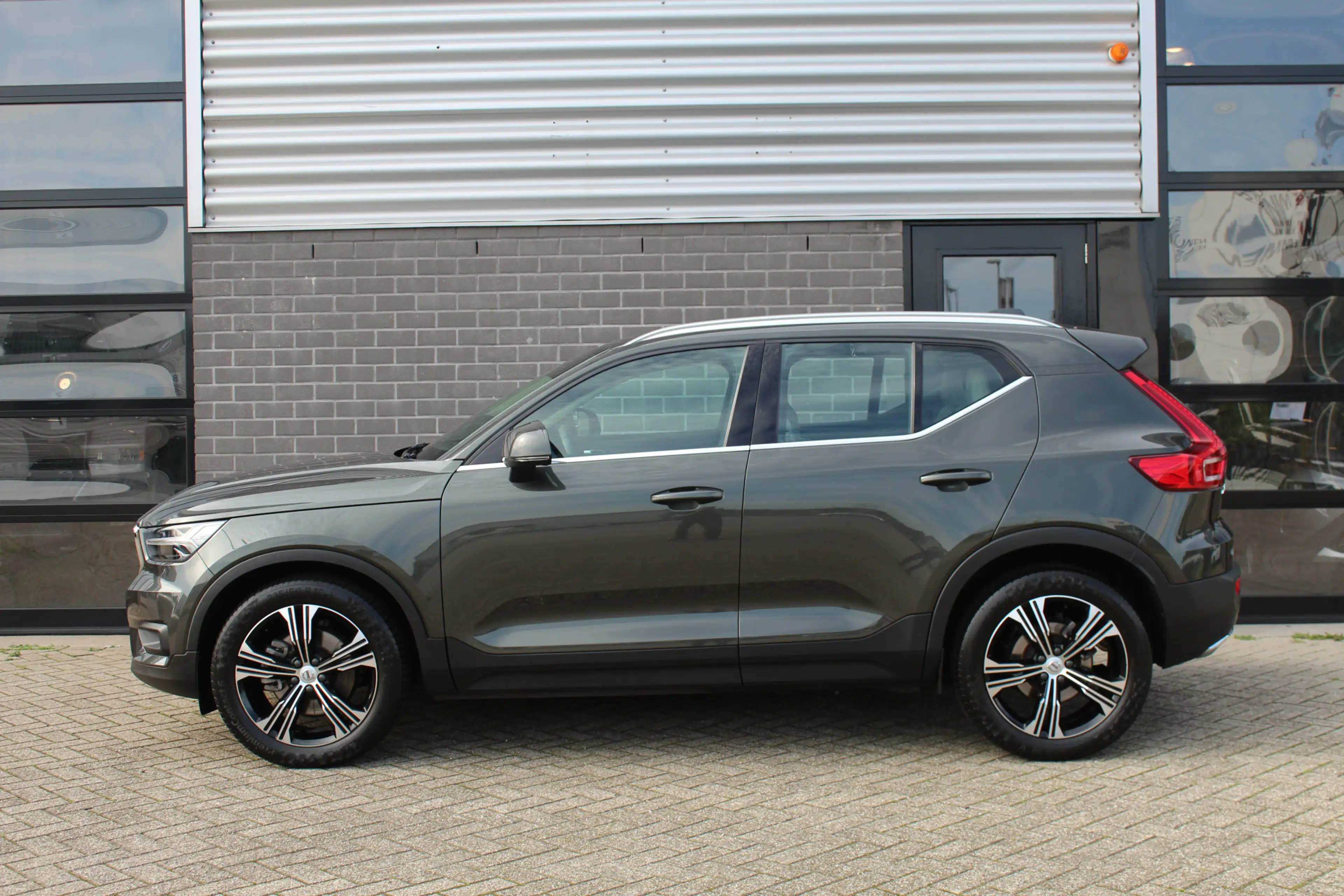 Volvo XC40 2.0 T5 AWD Inscription / Camera / LED / 248PK / N. — photo 22