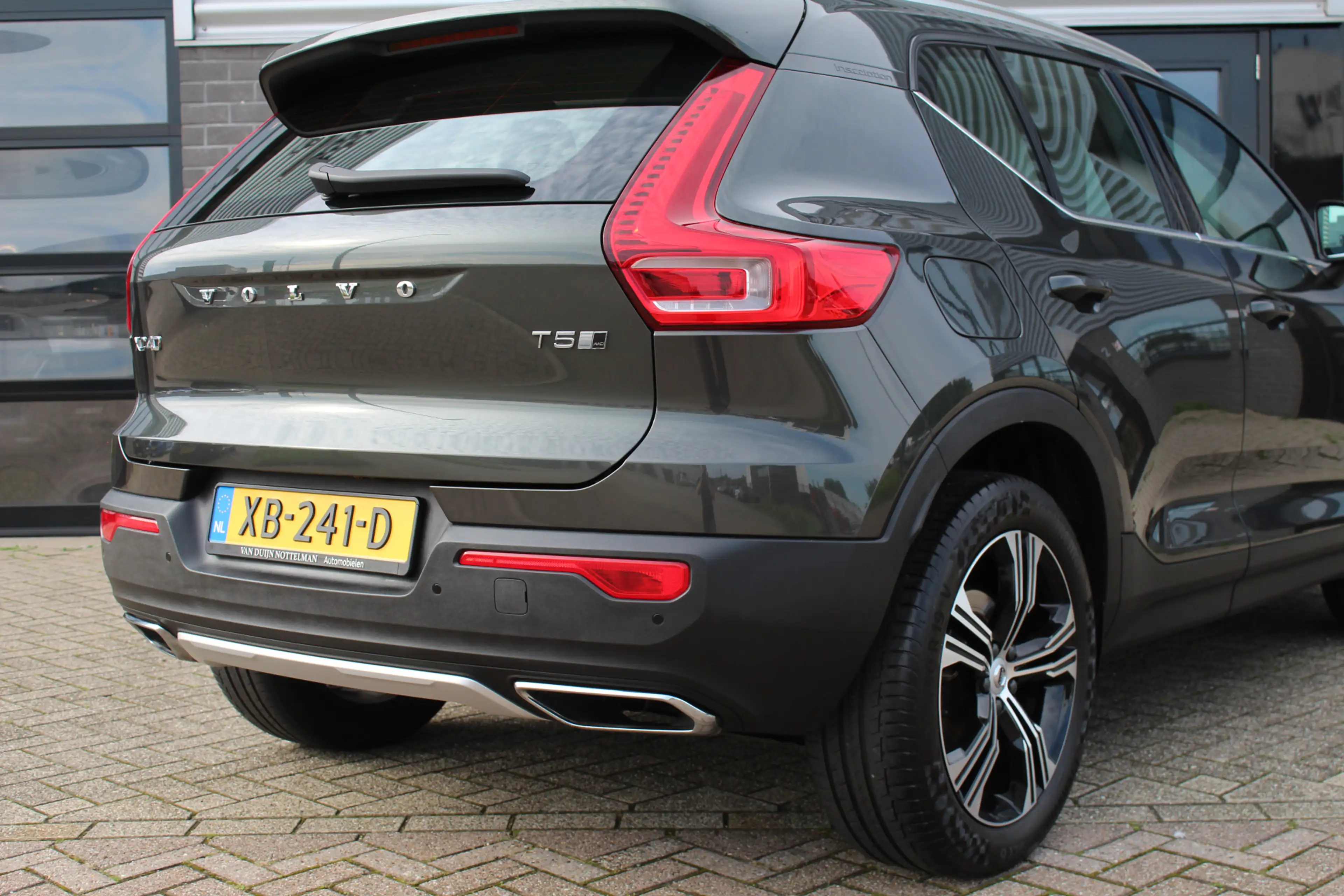 Volvo XC40 2.0 T5 AWD Inscription / Camera / LED / 248PK / N. — photo 25