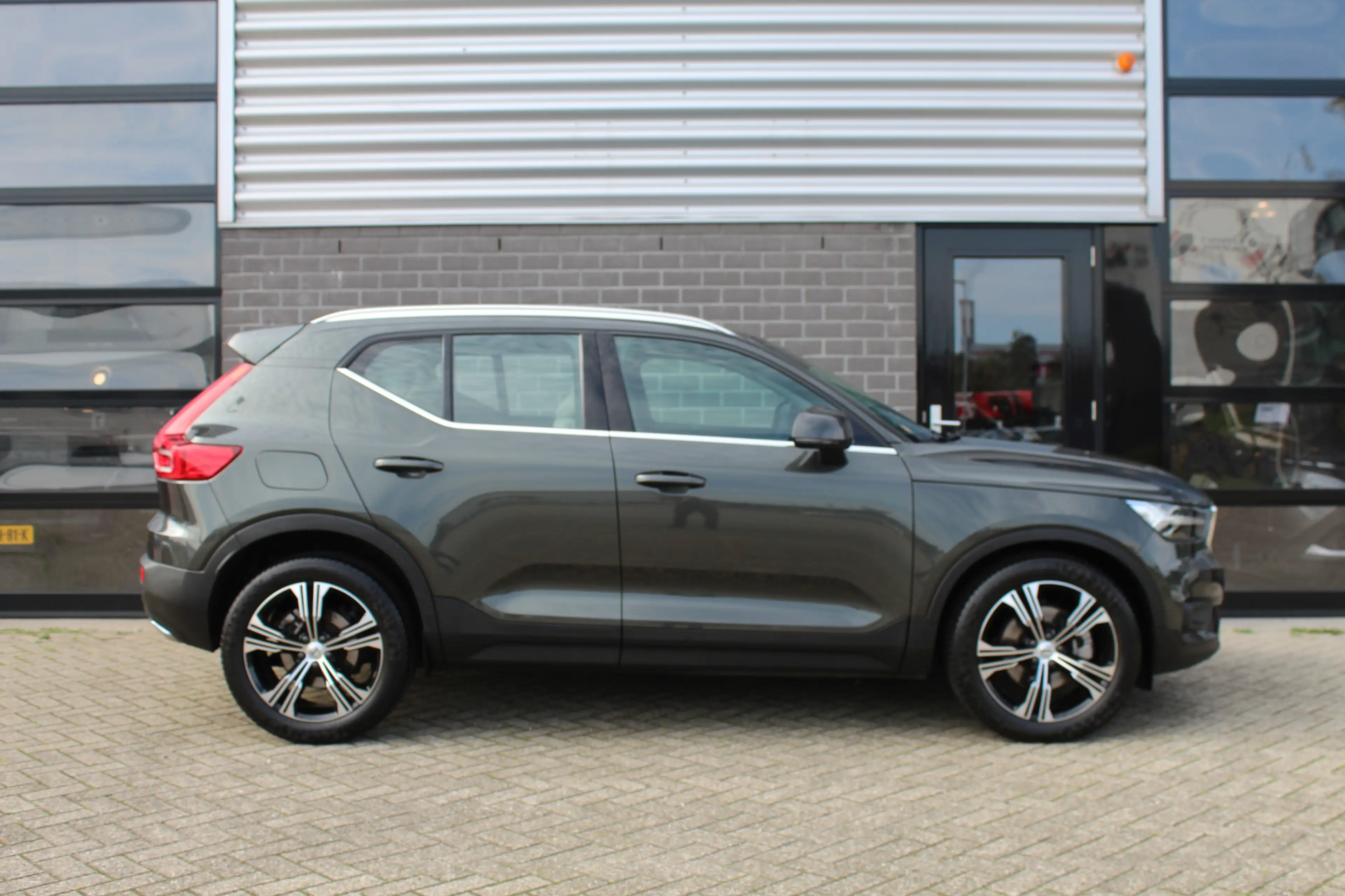 Volvo XC40 2.0 T5 AWD Inscription / Camera / LED / 248PK / N. — photo 23