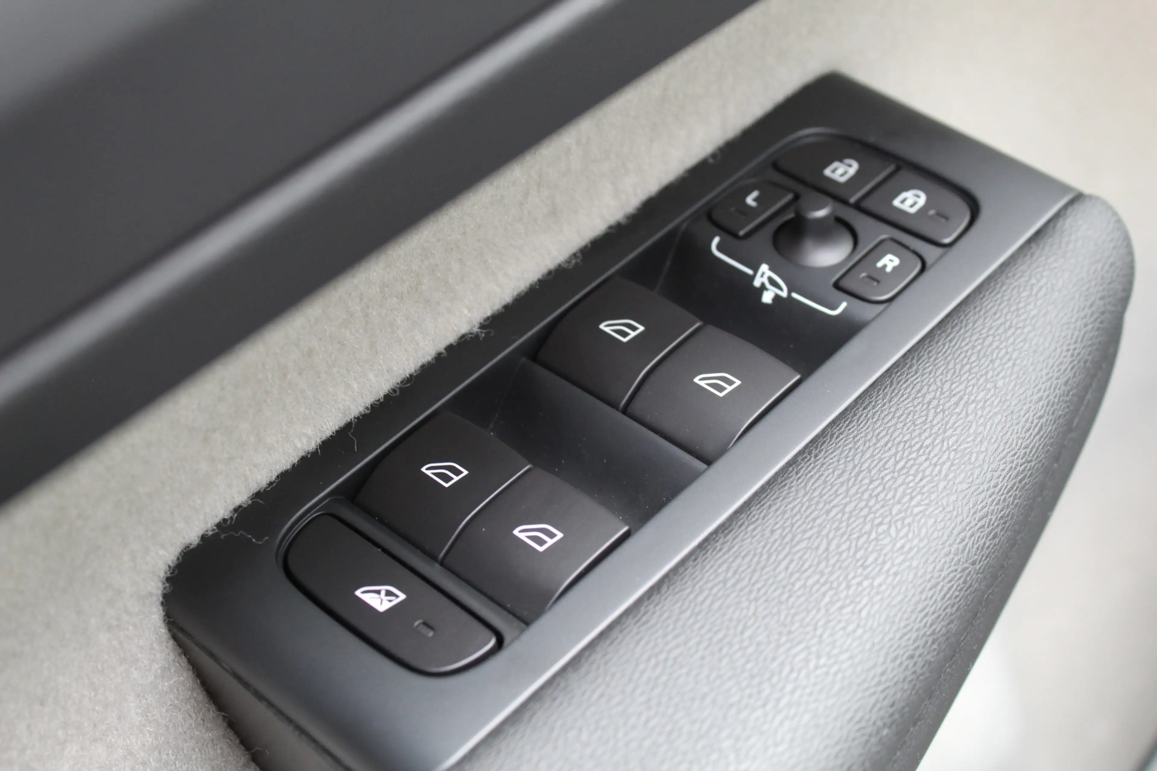 Volvo XC40 2.0 T5 AWD Inscription / Camera / LED / 248PK / N. — photo 18
