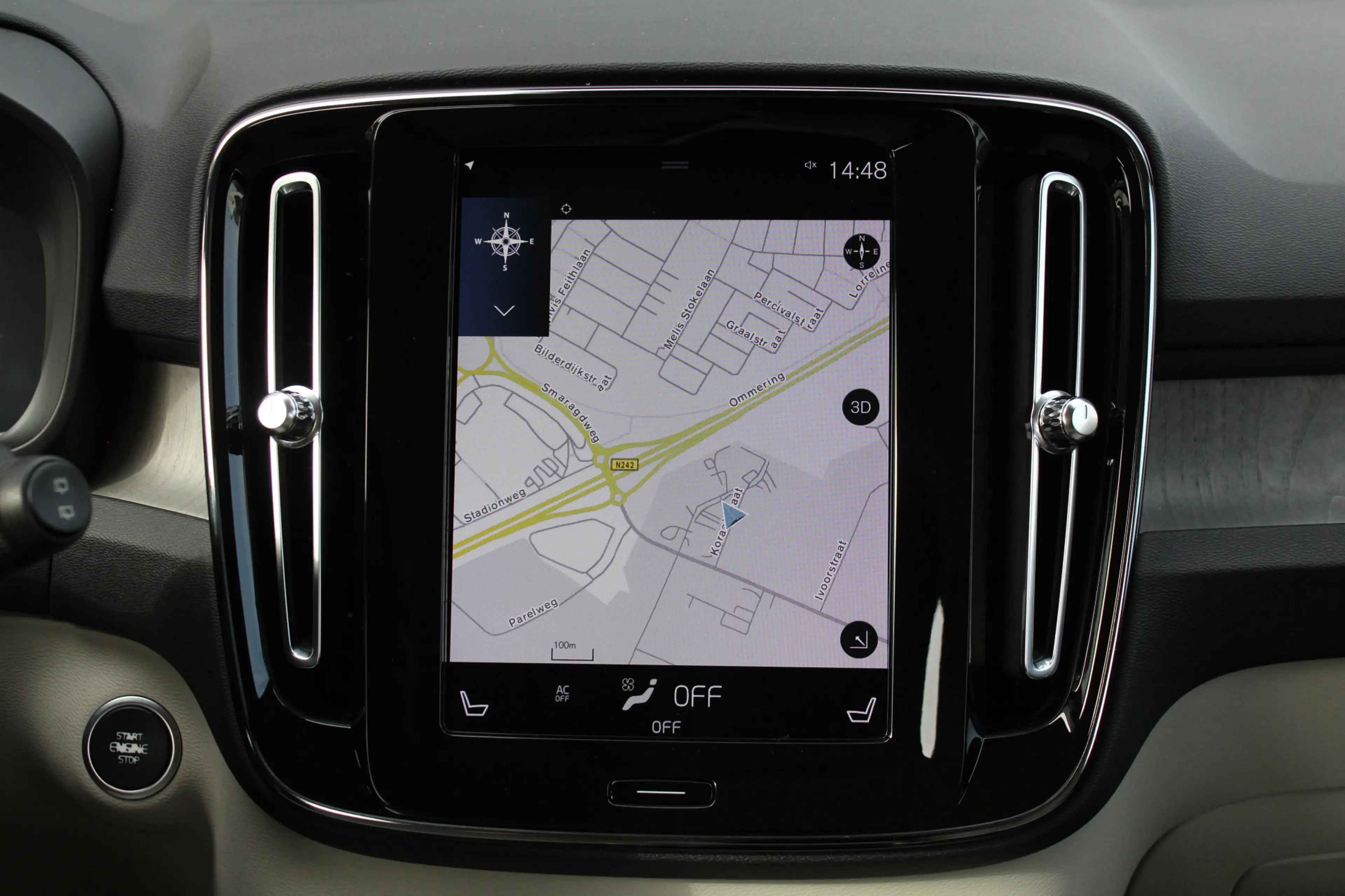 Volvo XC40 2.0 T5 AWD Inscription / Camera / LED / 248PK / N. — photo 13