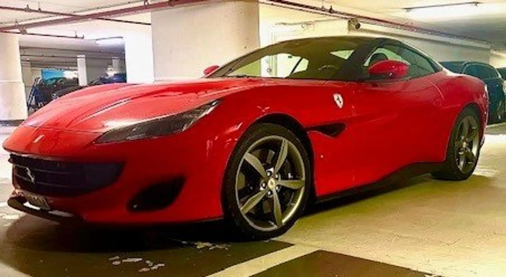 Ferrari Portofino Portofino 3.9 Czerwony - 1