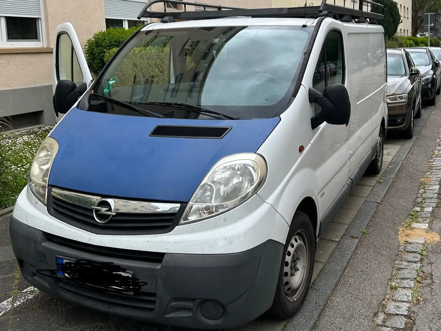 Opel Vivaro Vivaro 2.5 CDTI 2.5 CDTI L2H1 Weiß - 1