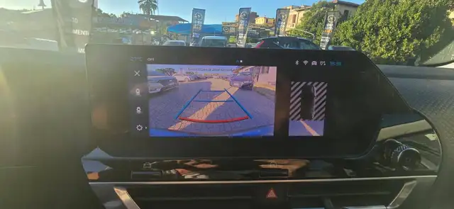 Citroen C4 view 19