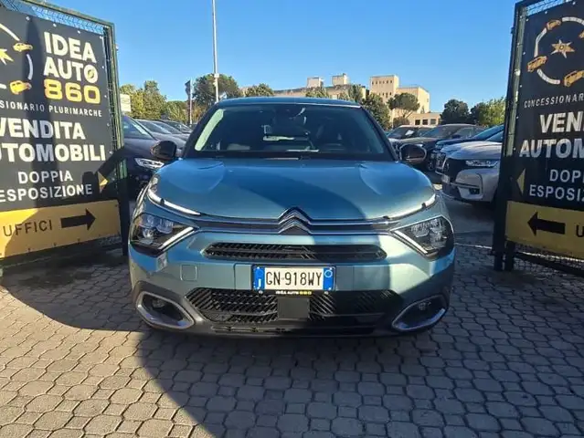 Citroen C4 view 2