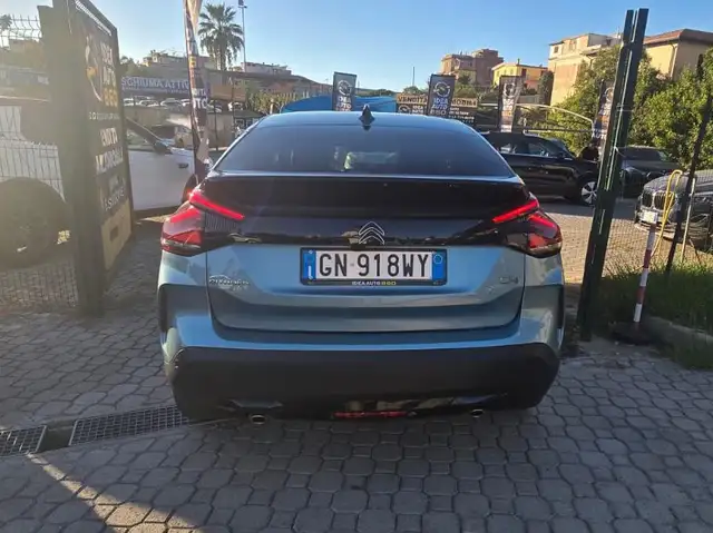 Citroen C4 view 5