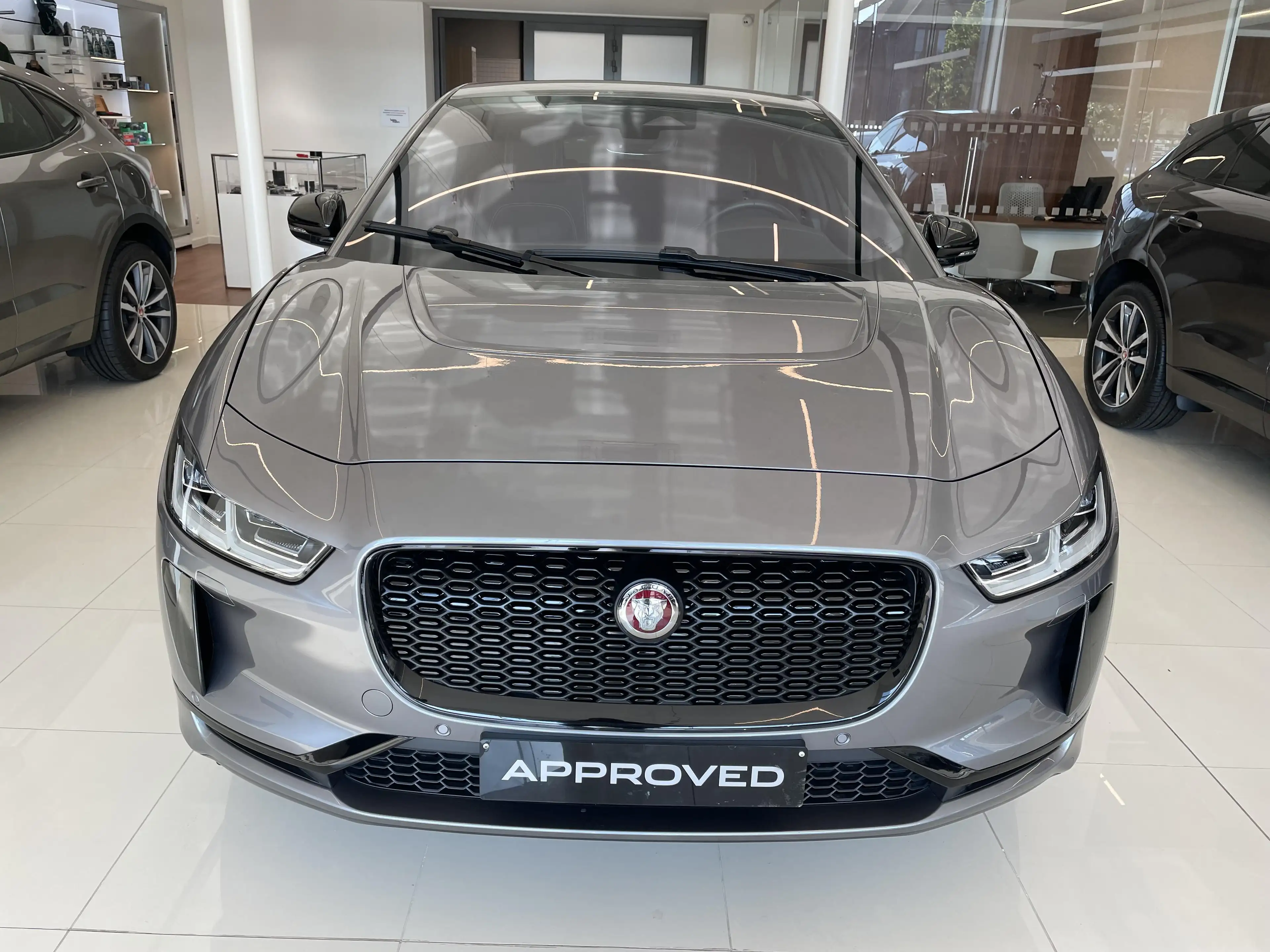 Jaguar I-Pace S EV400 MY22 — photo 8