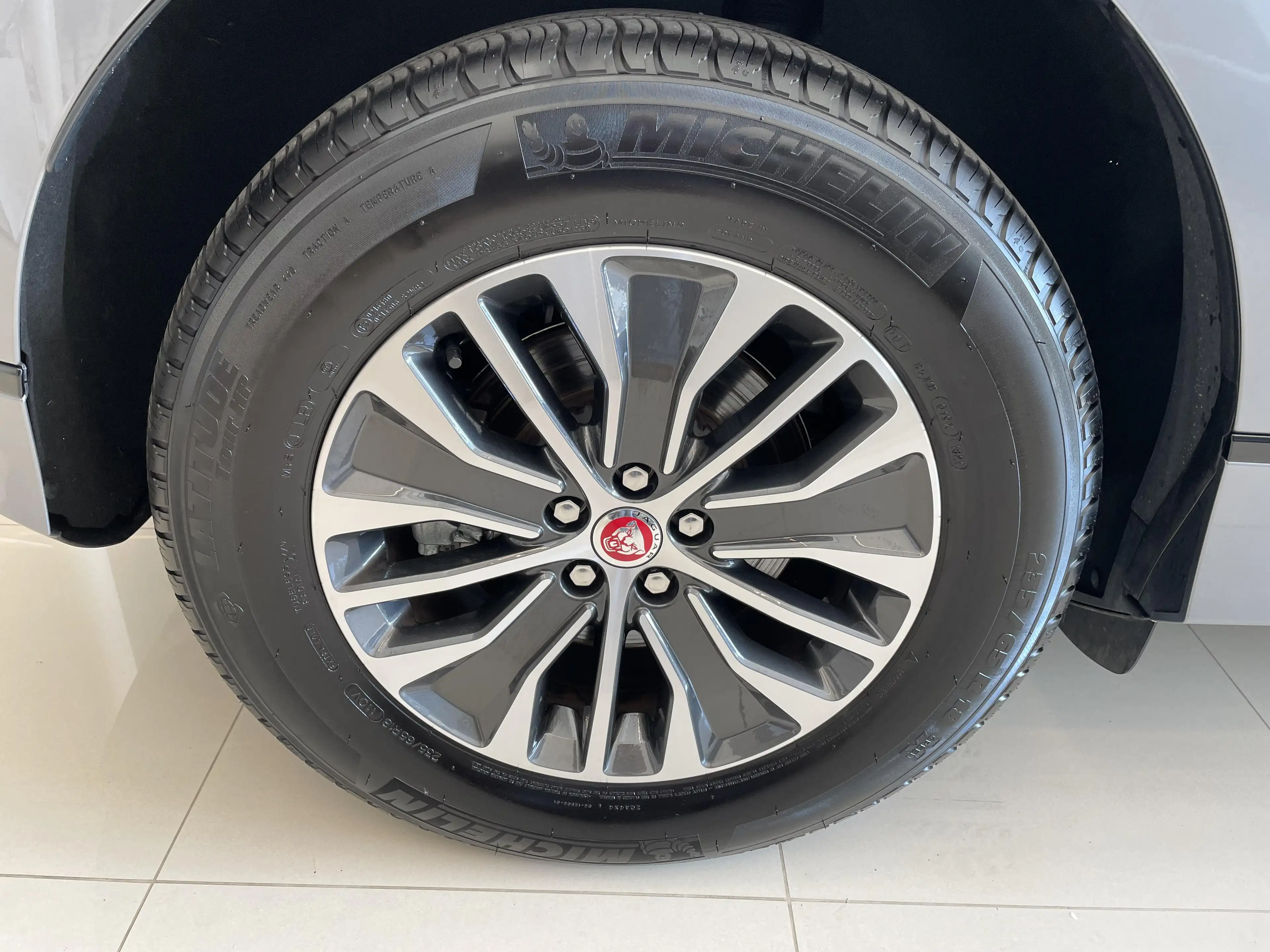 Jaguar I-Pace S EV400 MY22 — photo 9