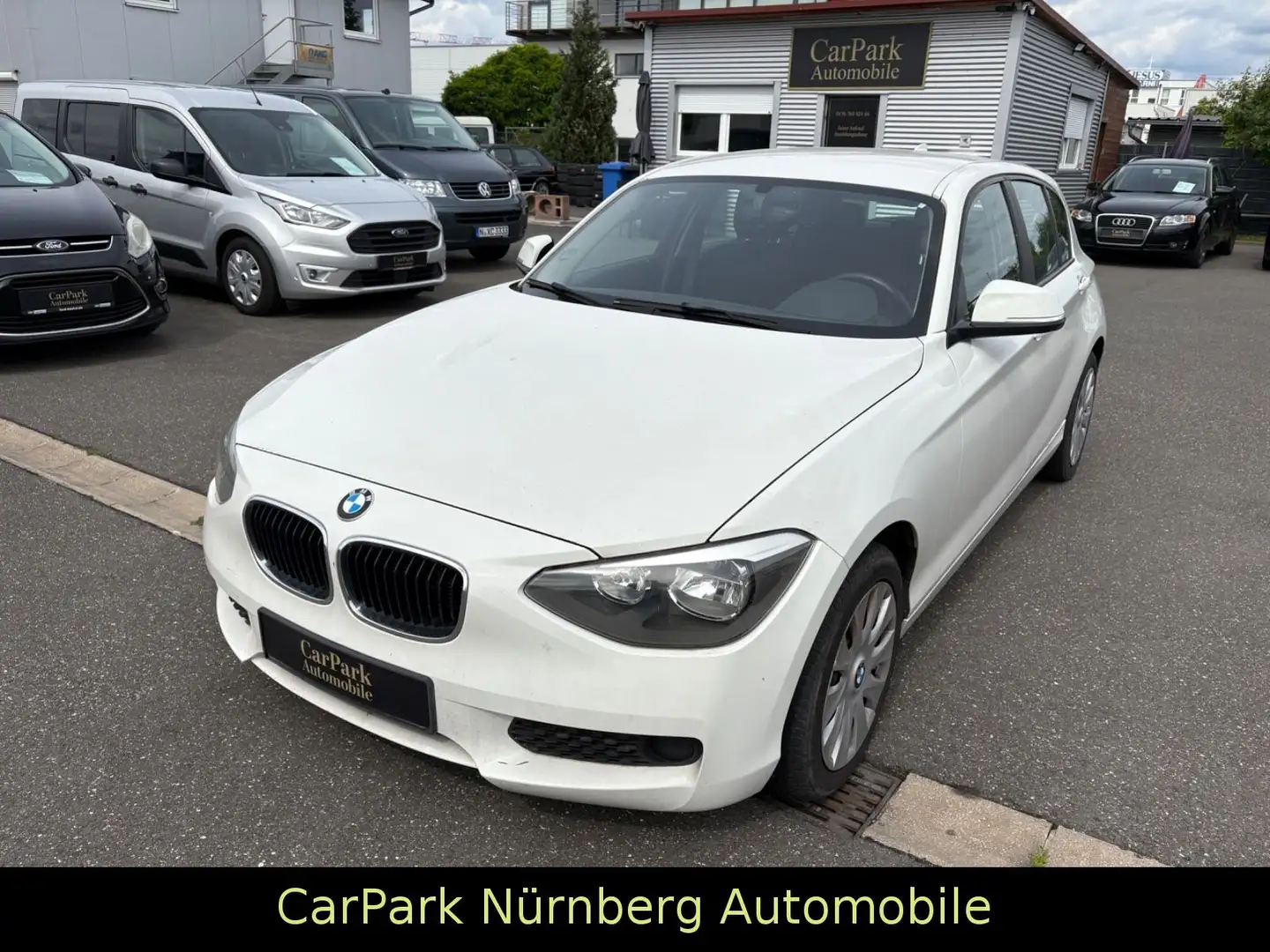 BMW 116 Baureihe 1 Lim. 5-trg. 116 i Weiß - 1