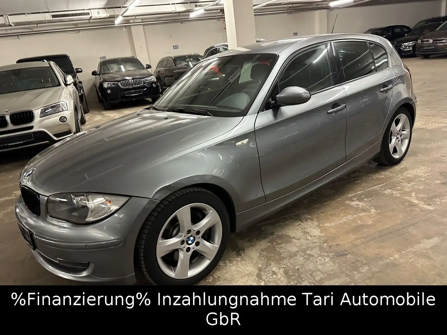 BMW 130 i Facelift Leder,2xPDC,BMW-Scheckheft,1.Hand Grau - 2