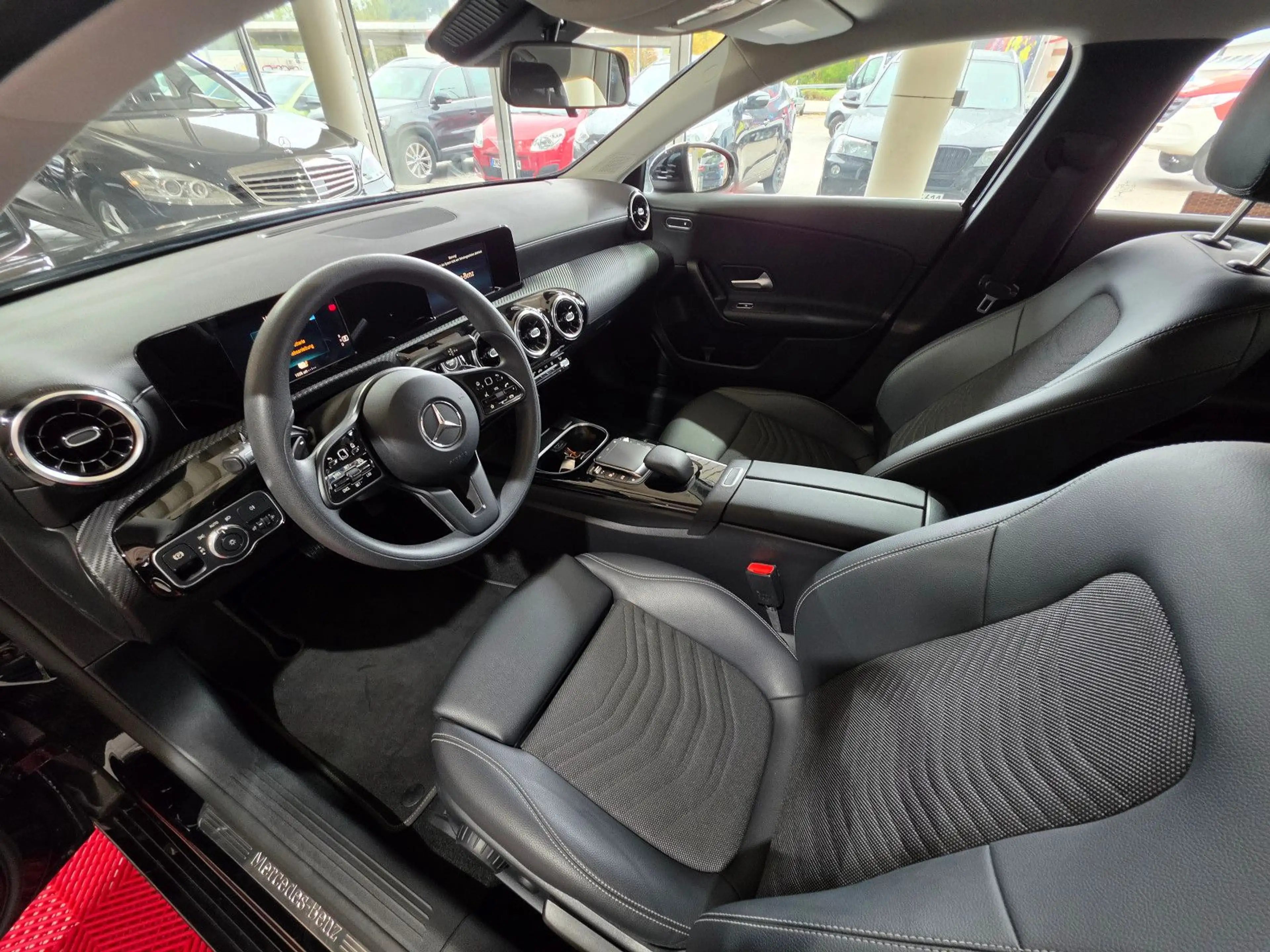 Mercedes-Benz A 250 e+DAB+NAVI+KEYLESS GO+SHZ+KLIMAAUTO.+ — photo 12
