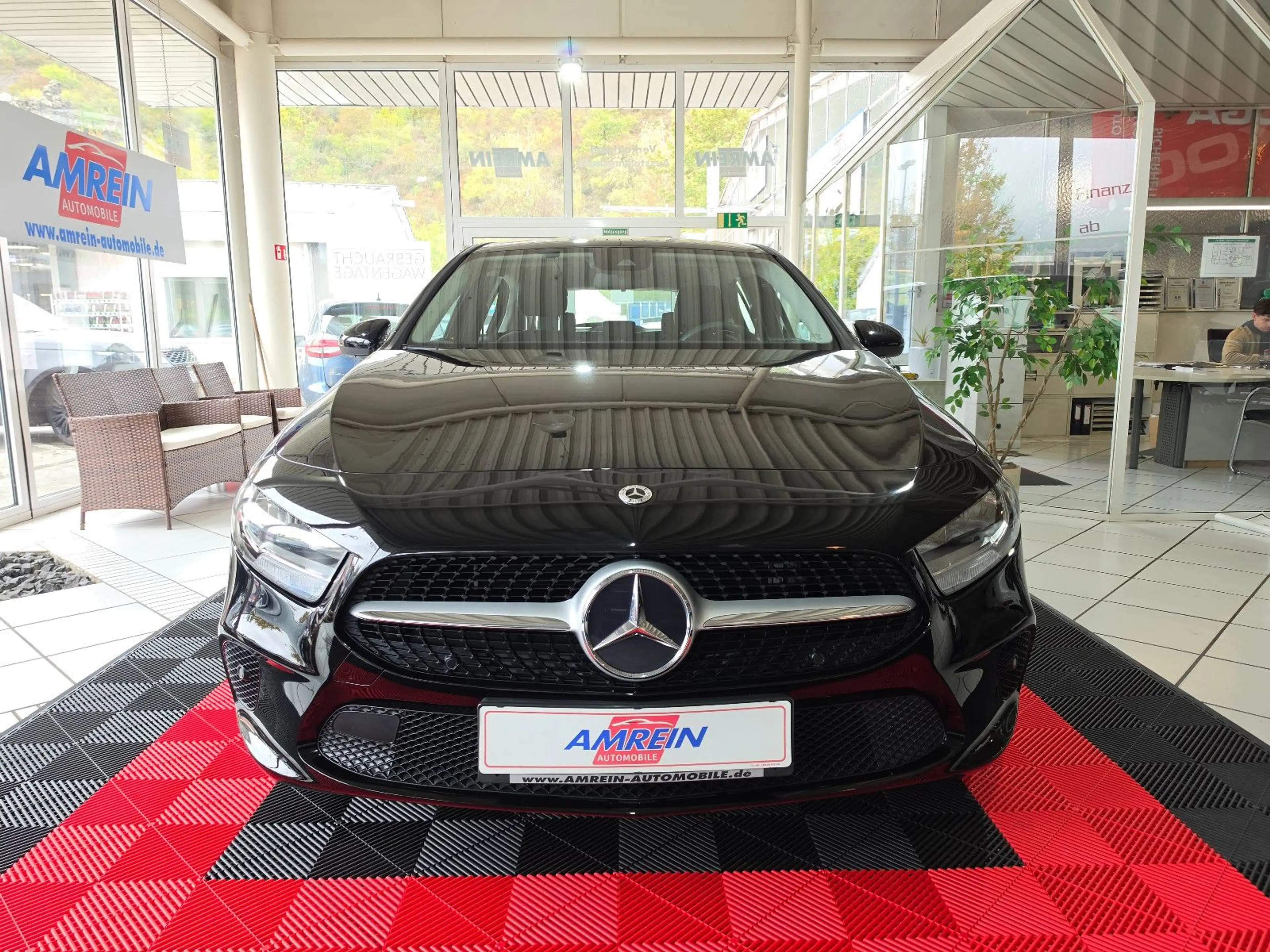 Mercedes-Benz A 250 e+DAB+NAVI+KEYLESS GO+SHZ+KLIMAAUTO.+ — photo 3