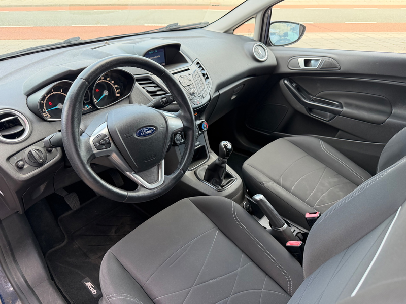 Ford Fiesta 1.0 Style Essential / Navi / Airco / LED / NAP — photo 3