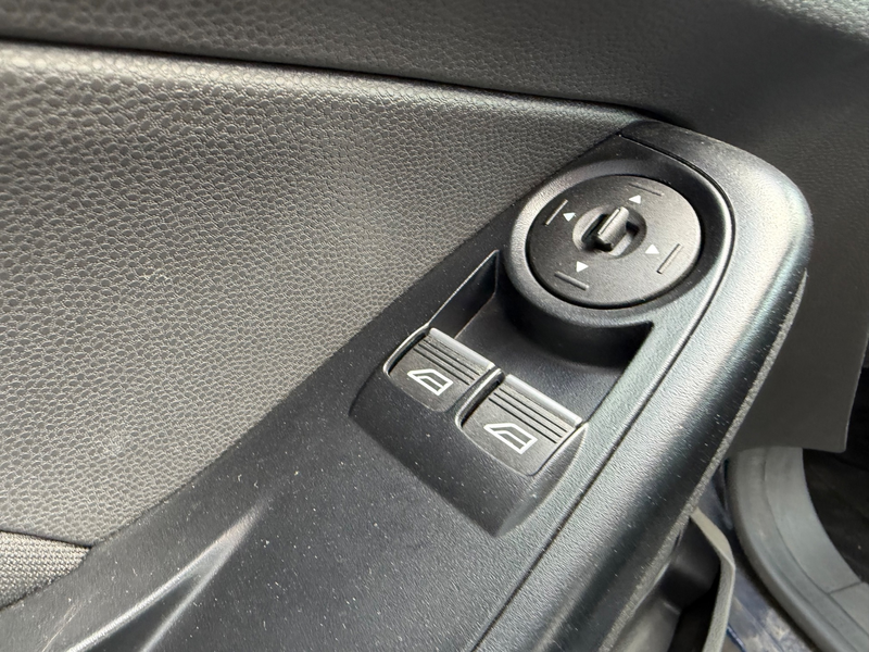 Ford Fiesta 1.0 Style Essential / Navi / Airco / LED / NAP — photo 13