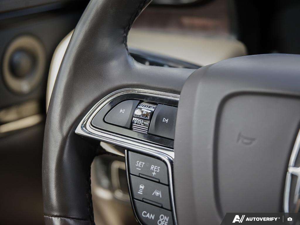 used 2022 Lincoln Nautilus car, priced at $33,913