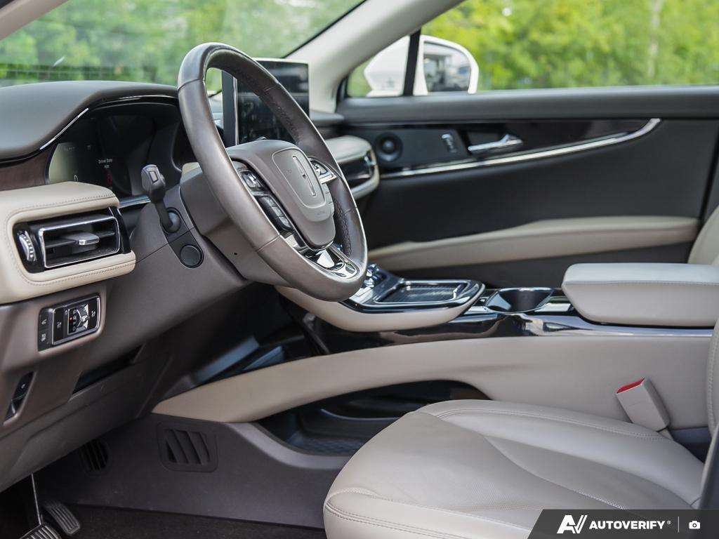 used 2022 Lincoln Nautilus car, priced at $33,913