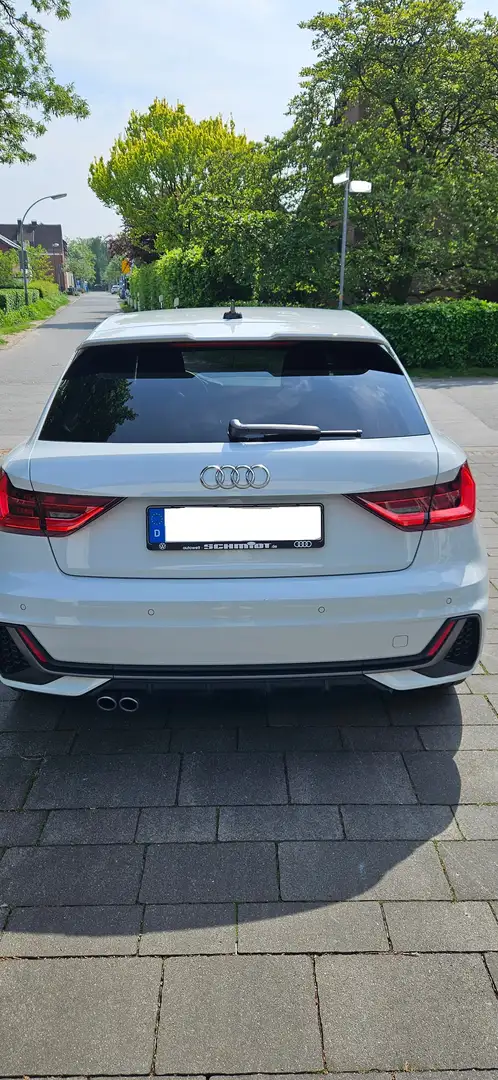 Audi A1 A1 40 TFSI Sportback S tronic S line Weiß - 2