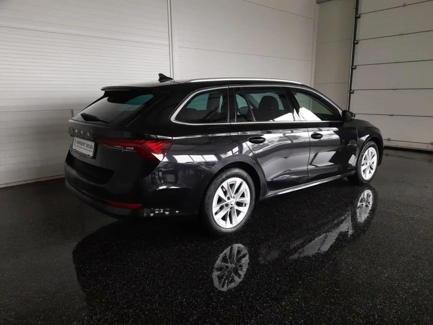 Skoda Octavia Combi STYLE 2,0 TDI DSG *LED & DYN BLINKER / VIRTUELL / HEAD-UP / NAVI / ACC / MEMORY SPORTSITZE / KEYLESS* Schwarz - 2