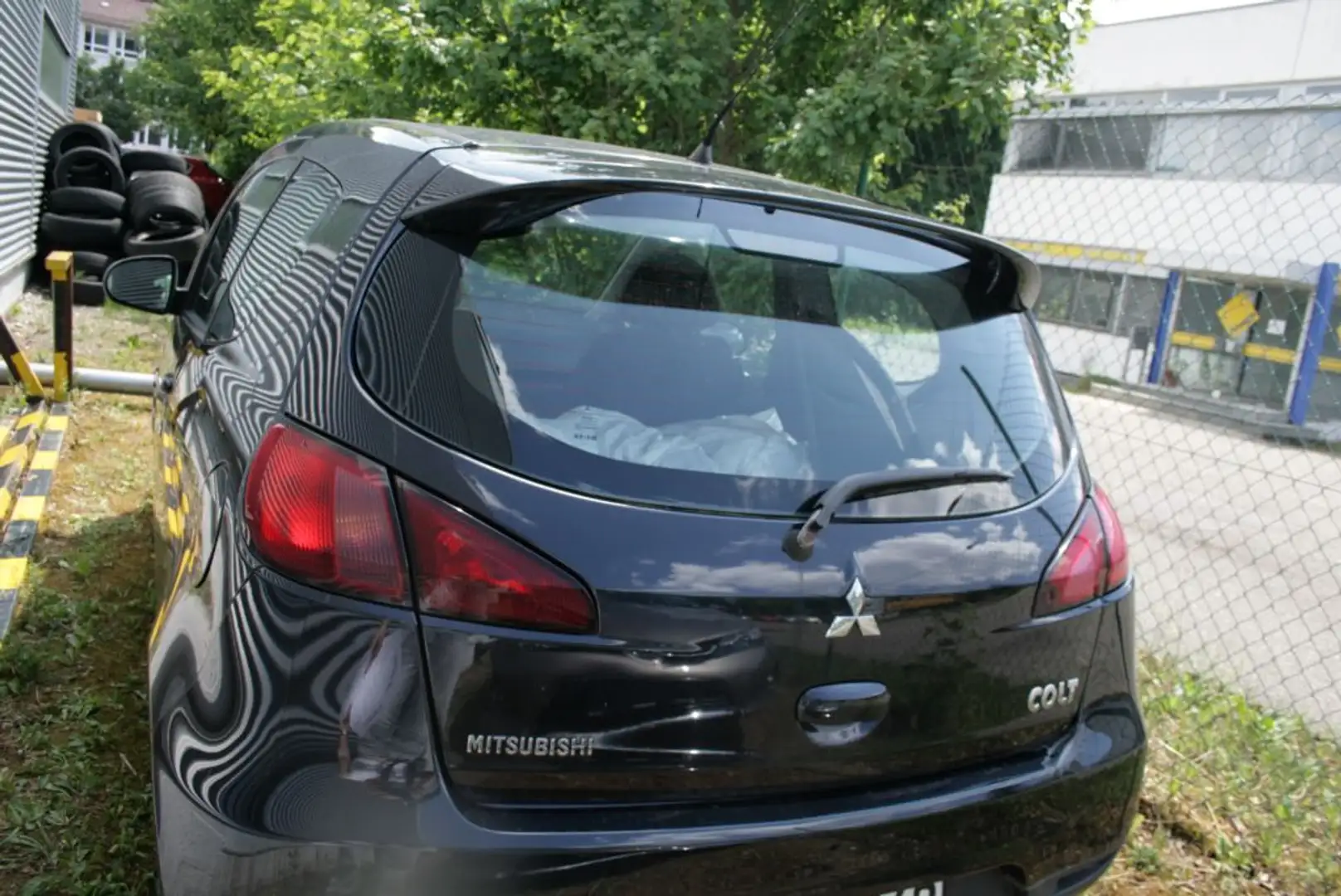 Mitsubishi Colt 1.3 Intense - 2
