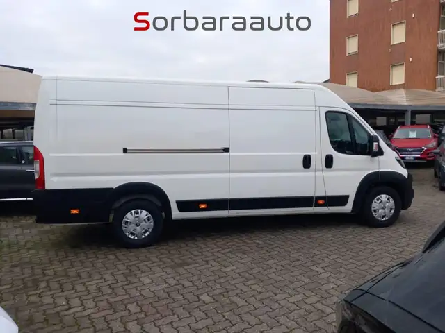 Peugeot Boxer view 6