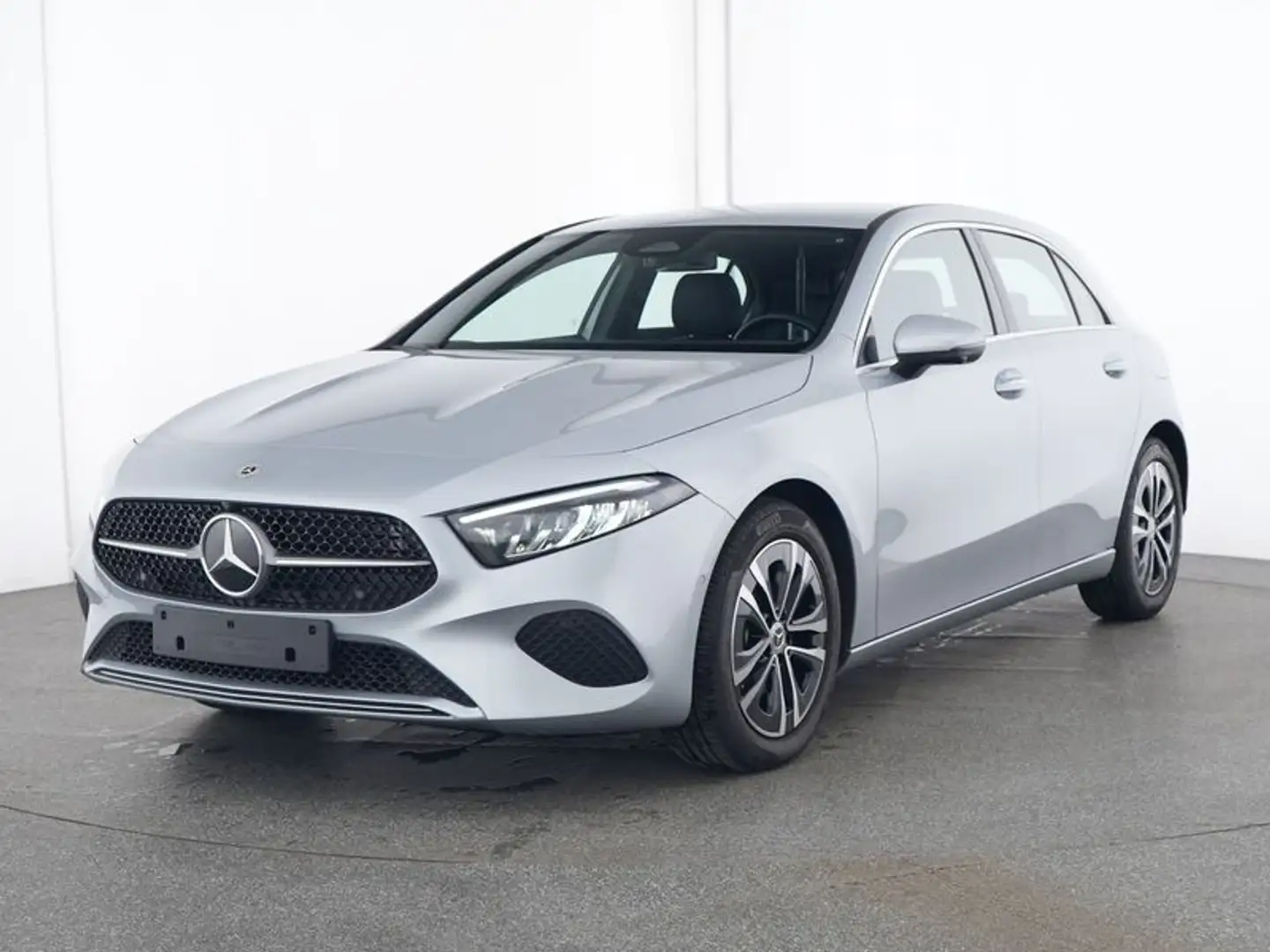 Mercedes-Benz A 180 **Progressive*PDC*360°*Tempomat*DAB*SHZ** Silber - 1