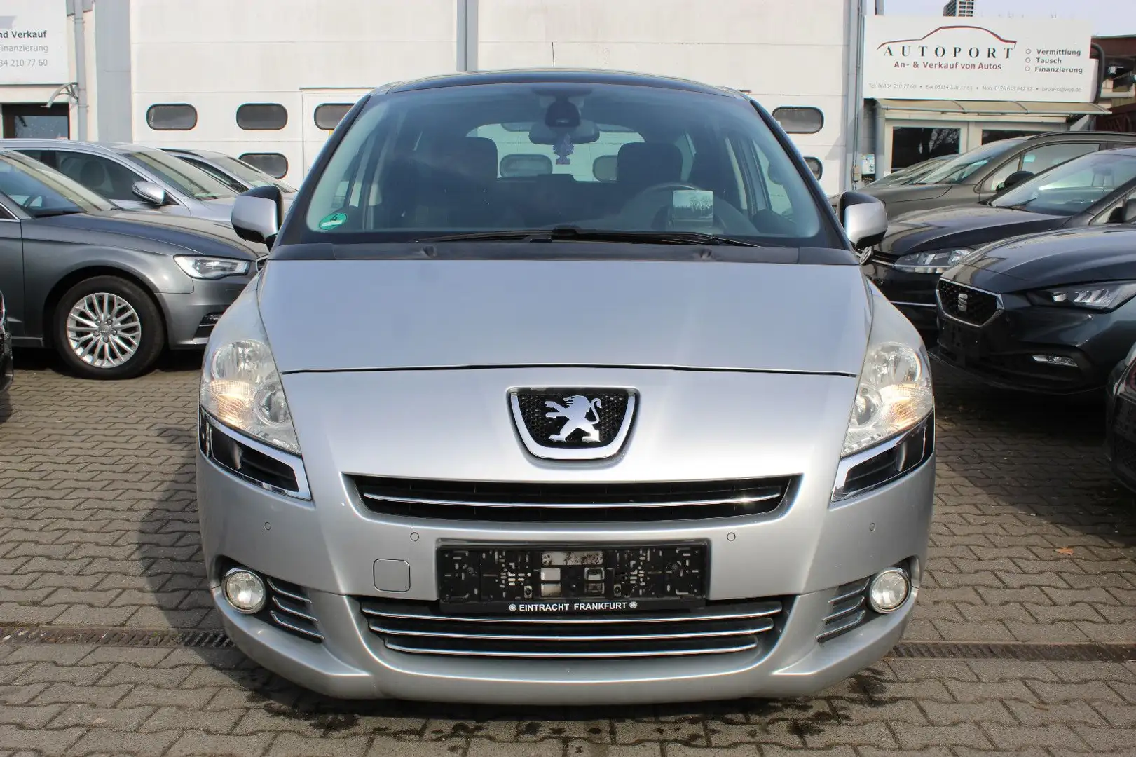 Peugeot 5008 Family plus Gris - 2