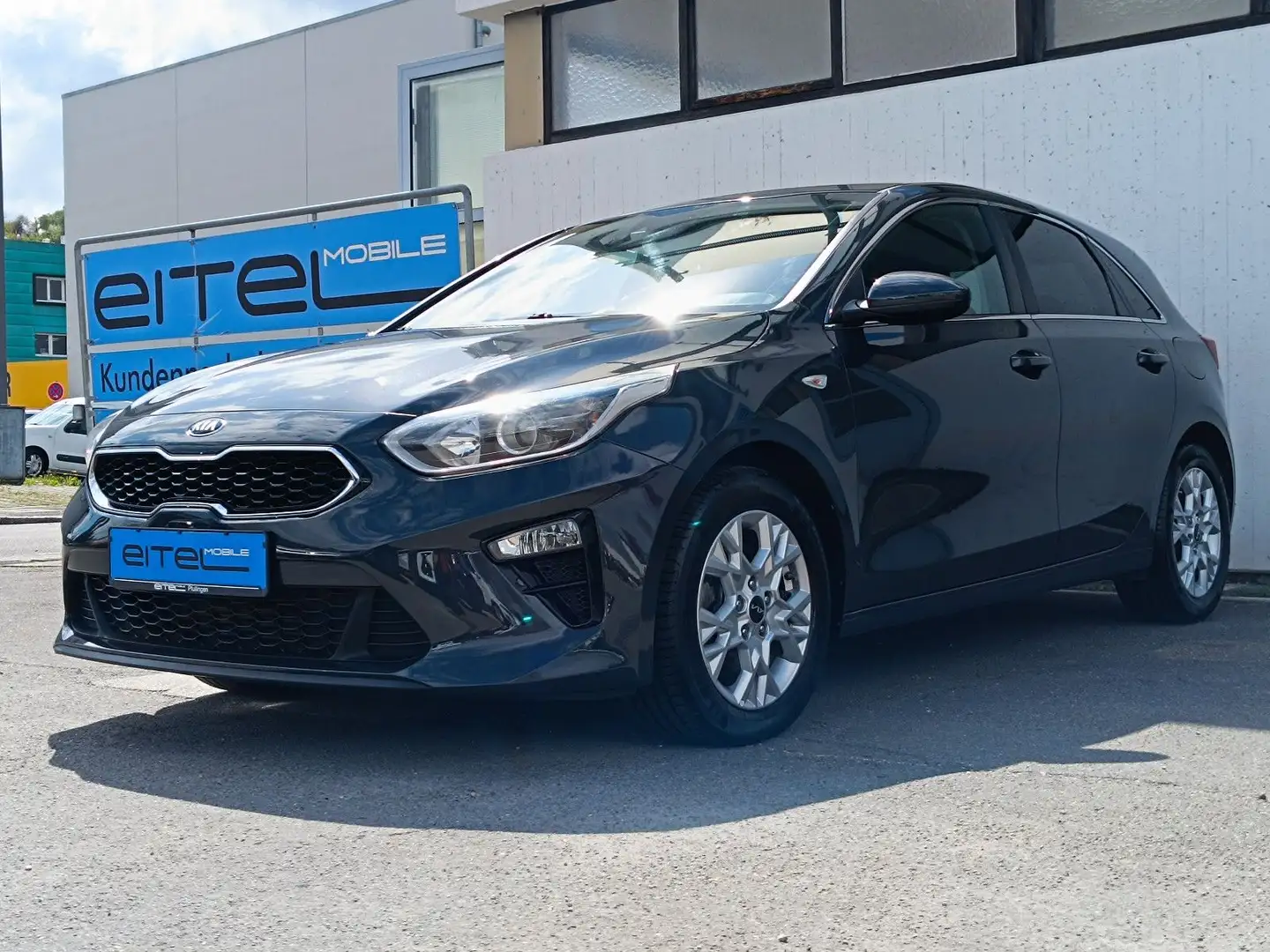 Kia Ceed / cee'd 1,4 DCT Navi Kamera LED Grau - 1