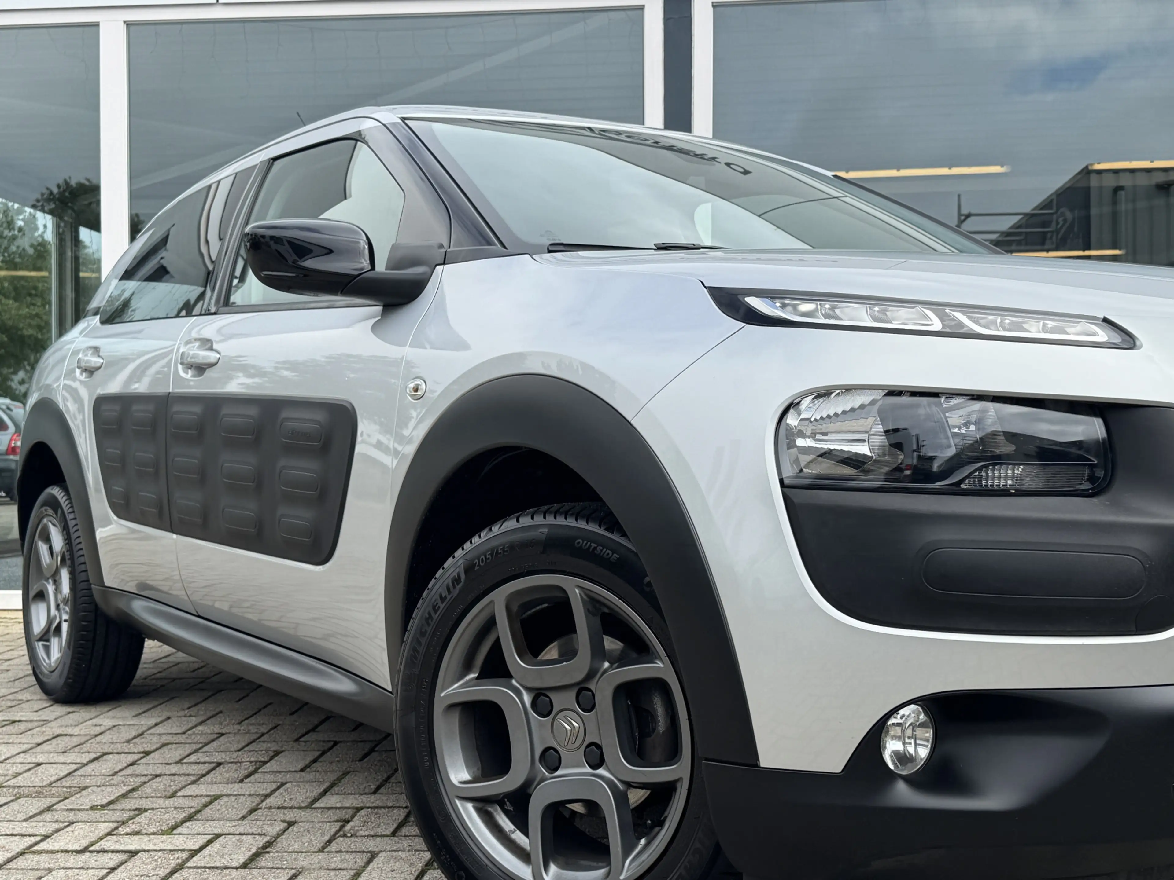 Citroen C4 Cactus 1.2 PureTech Shine Camera / Pdc / Lmv — photo 6