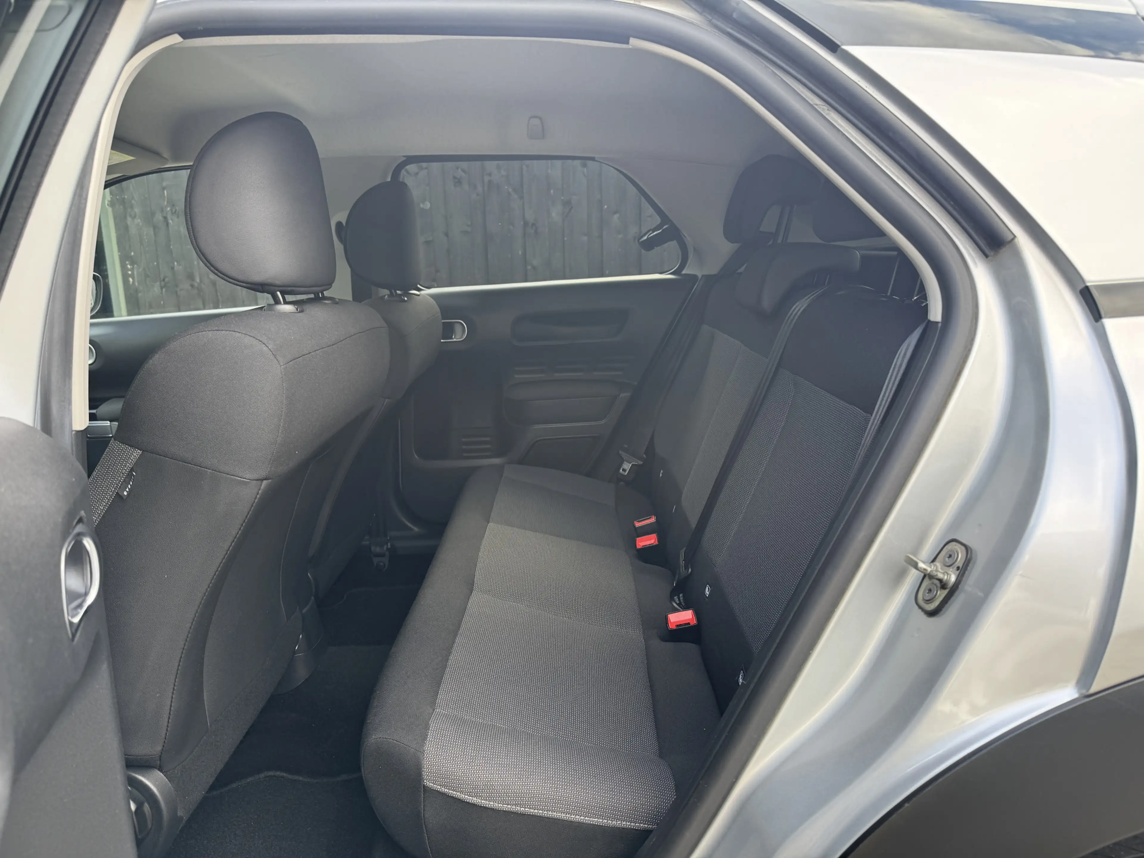 Citroen C4 Cactus 1.2 PureTech Shine Camera / Pdc / Lmv — photo 17