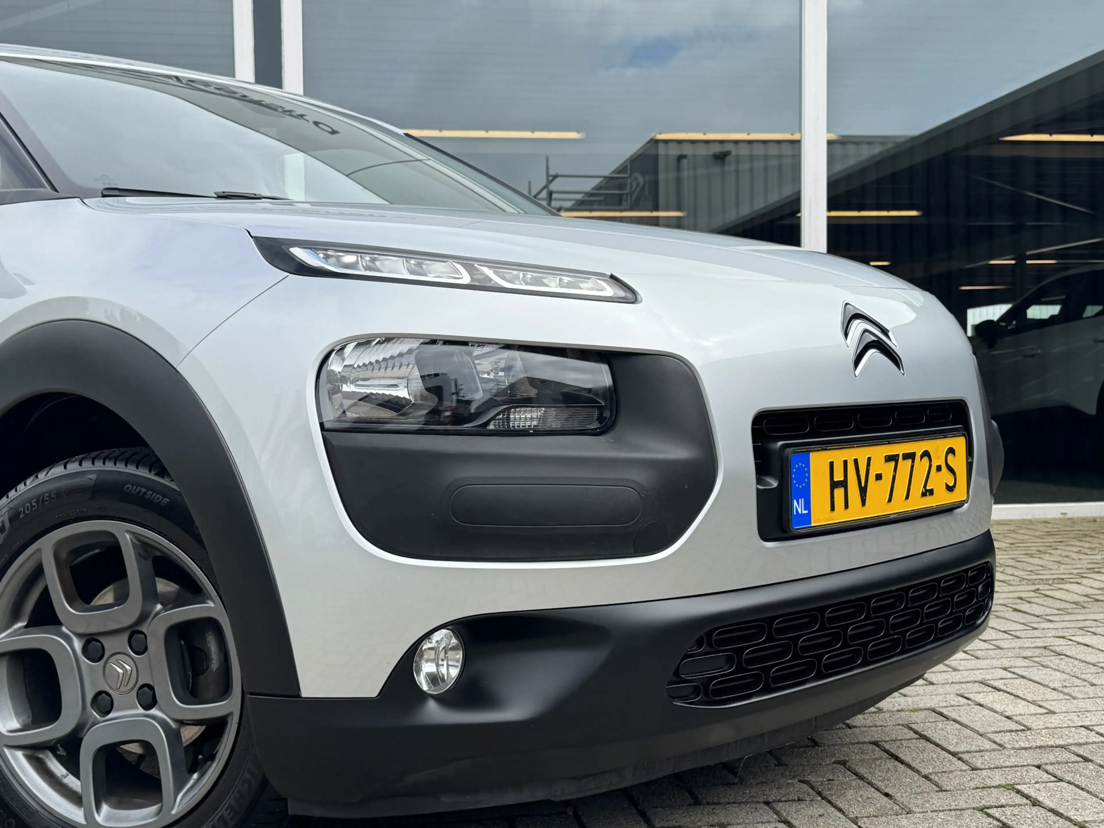 Citroen C4 Cactus 1.2 PureTech Shine Camera / Pdc / Lmv — photo 5