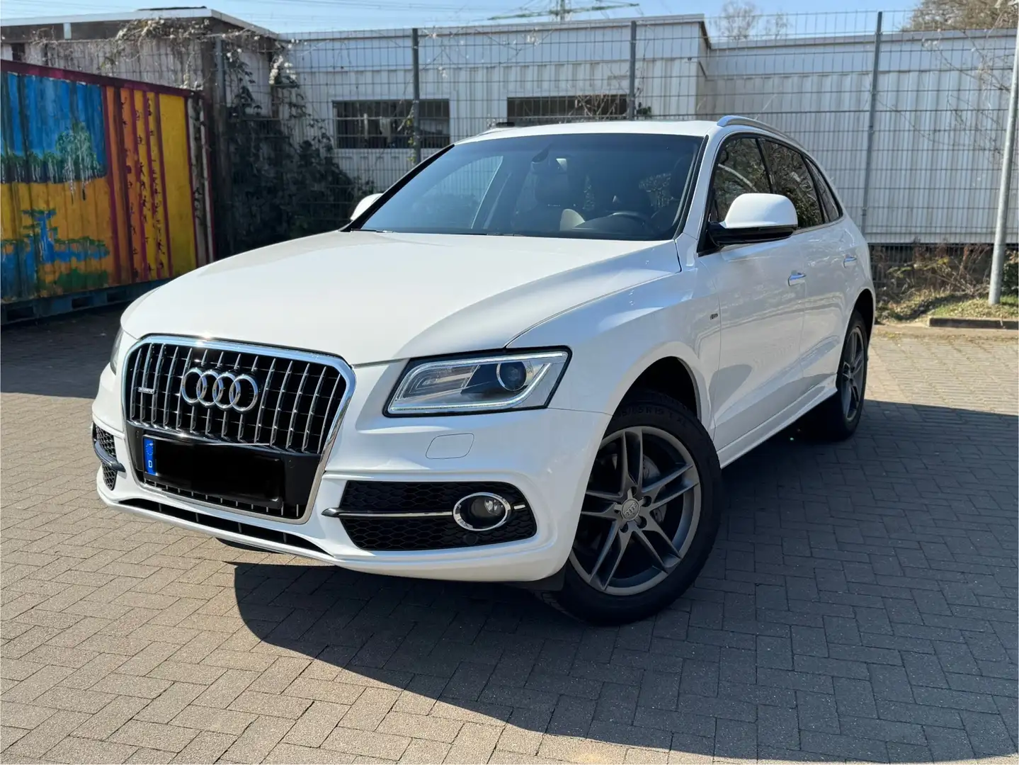 Audi Q5 2.0 TFSI quattro tiptronic s- line Weiß - 1