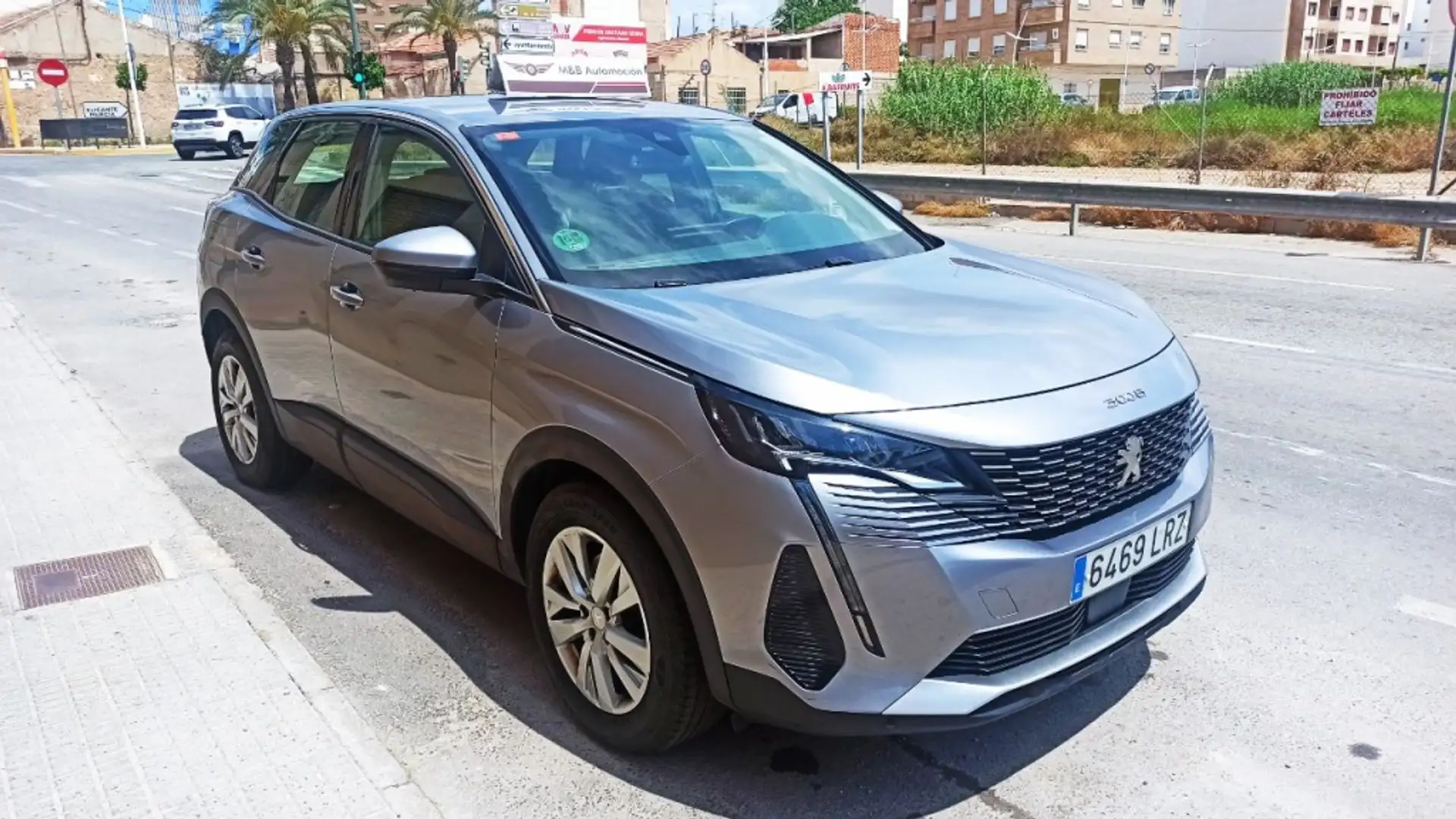 Peugeot 3008 1.5BlueHDi Active Pack S&S 130 Gris - 2
