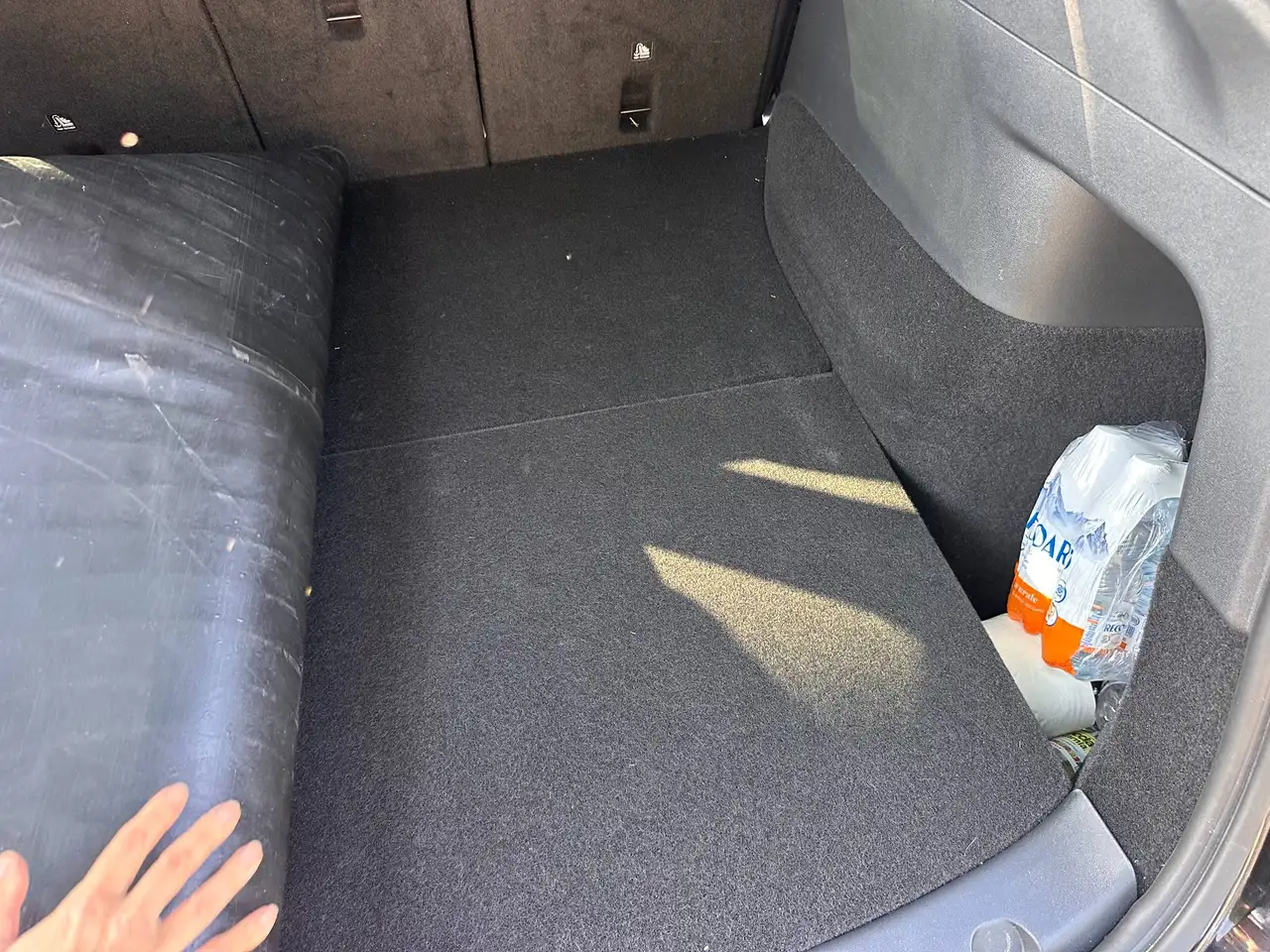 Tesla Model Y Long Range Dual Motor awd, миниатюра 14
