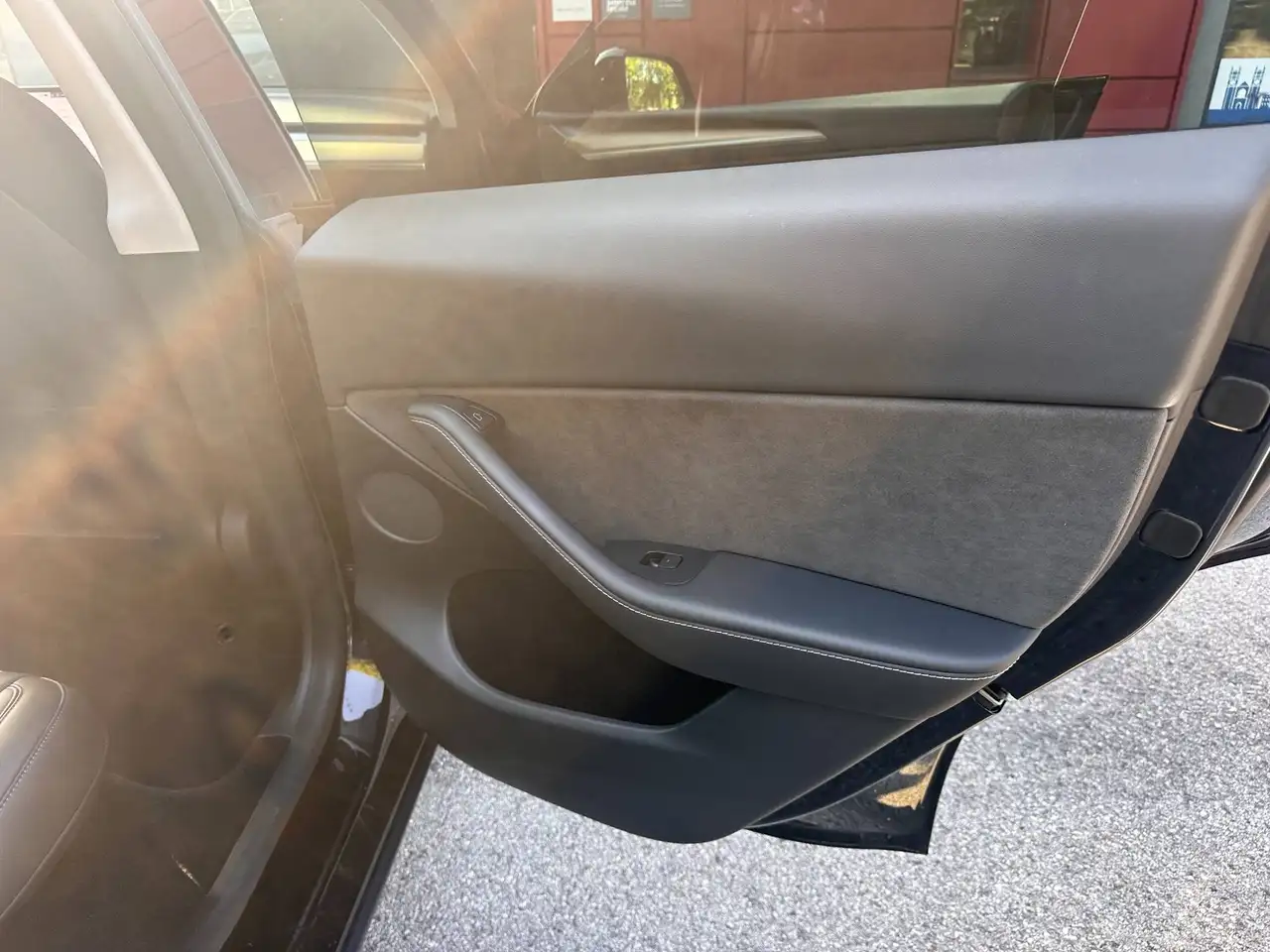 Tesla Model Y Long Range Dual Motor awd, миниатюра 11