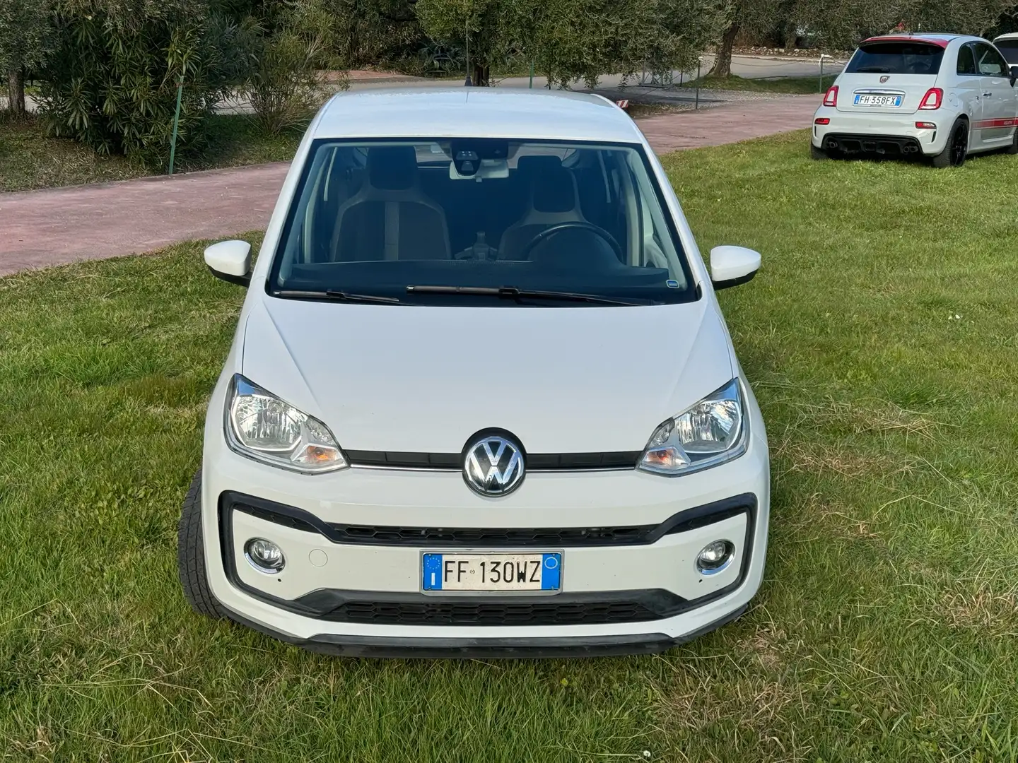 Volkswagen up! TSI (BlueMotion Technology) high up! Bianco - 2