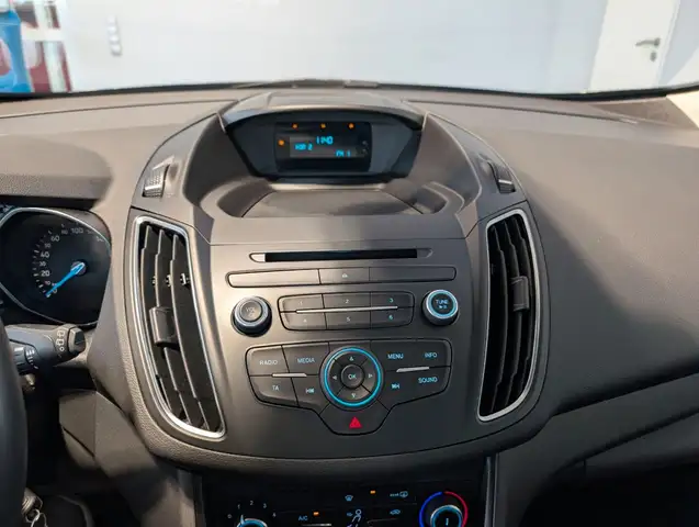 Ford Grand C-Max view 14