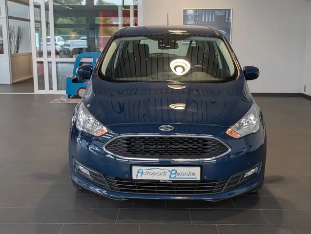 Ford Grand C-Max view 4