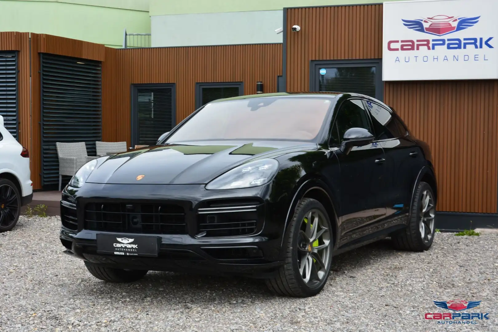 Porsche Cayenne Coupe Turbo S E-Hybrid Aut. | Porsche Approved | Schwarz - 2