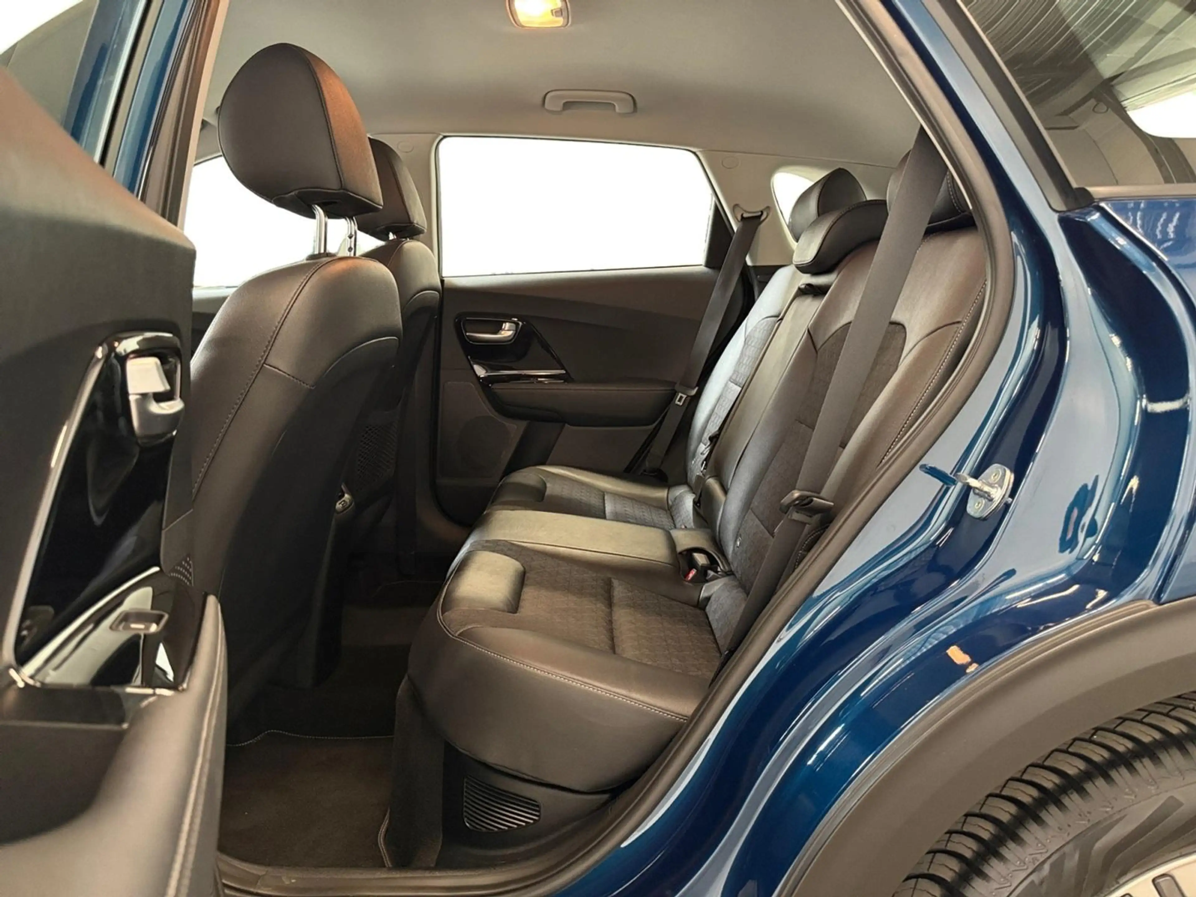 Kia Niro 1.6 GDi Hybrid DynamicLine I Trekhaak I Navi I Cru — photo 13