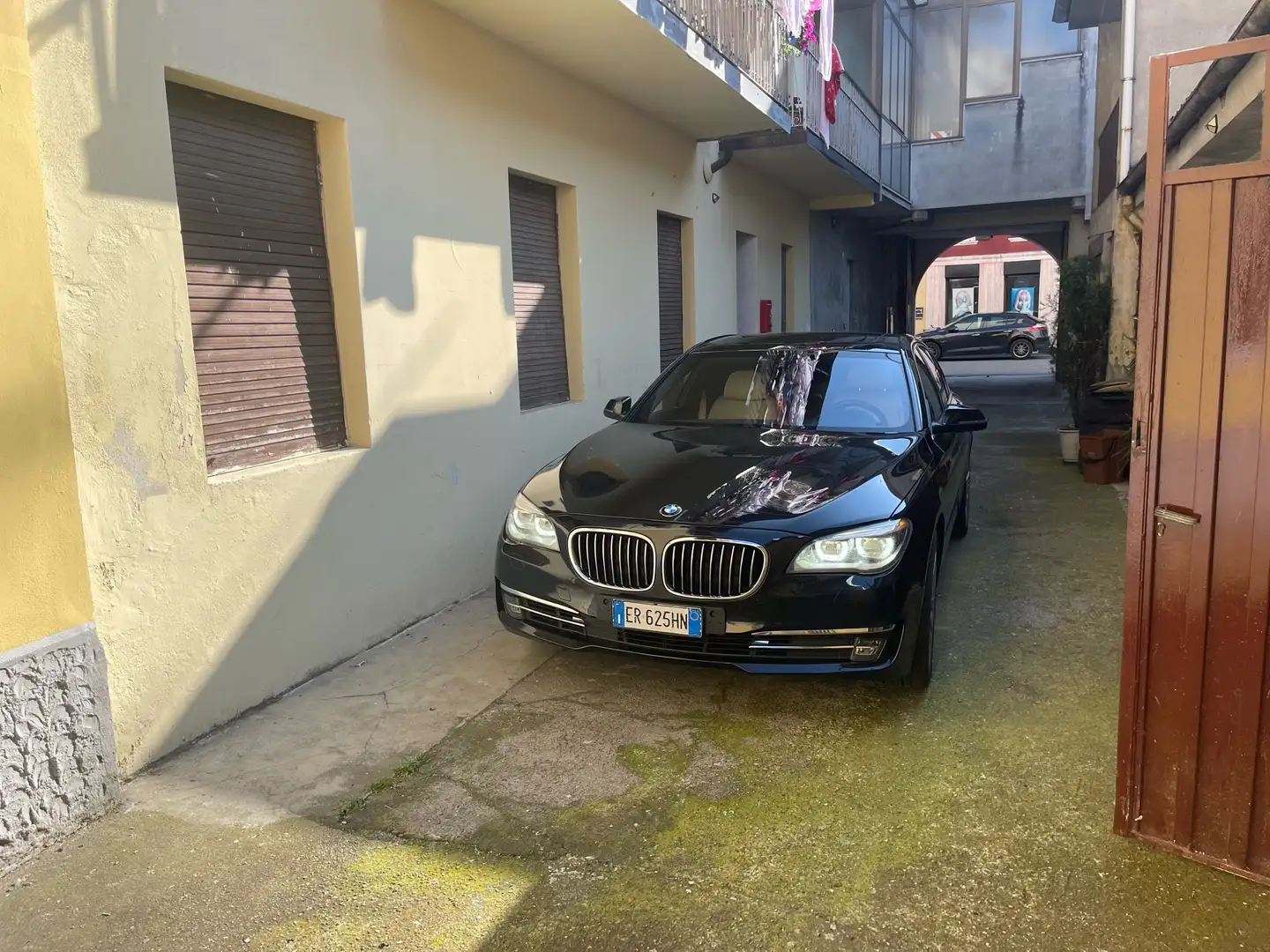 BMW 740 740d xdrive Eletta 313cv auto Fekete - 1