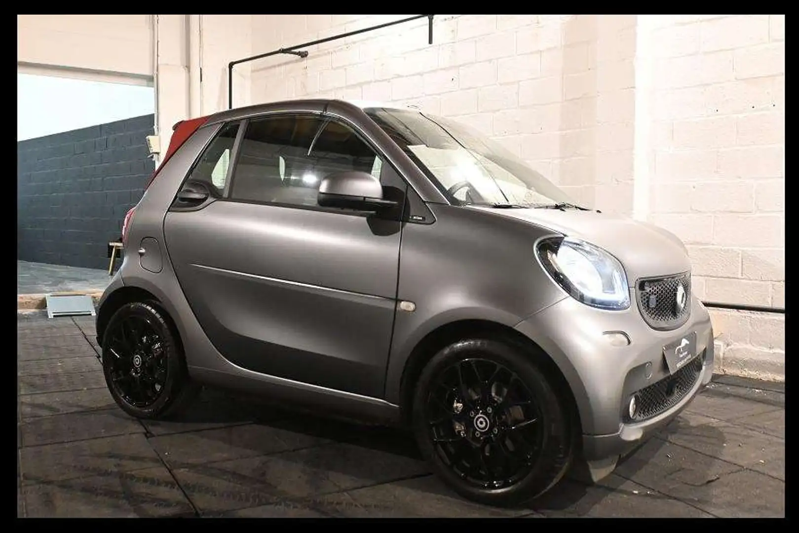 smart forTwo 17.6 kWh Electric Prime CABRIOLET / FULL OPTIONS Gris - 1