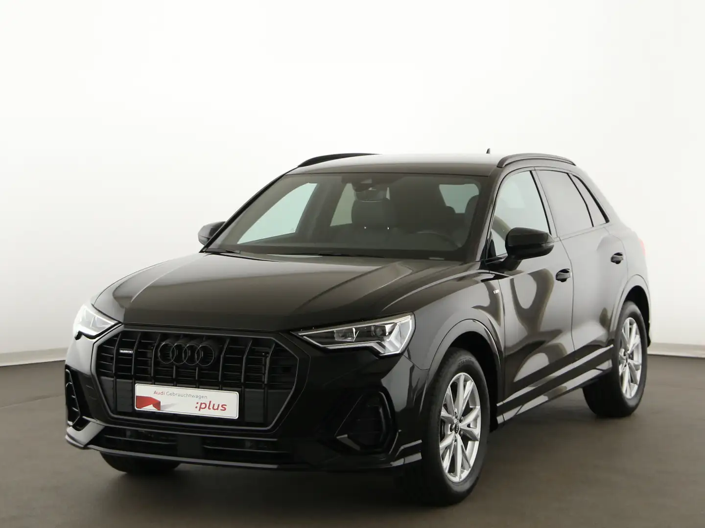 Audi Q3 40 TDI S line QUATTRO S line Zwart - 2