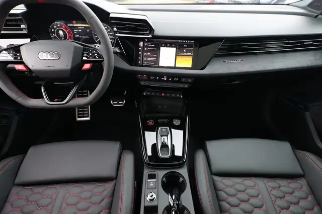 Audi RS3 Sportback RS 3 Pano Leder Matrix PerfAbgas Sono... Ansicht 8