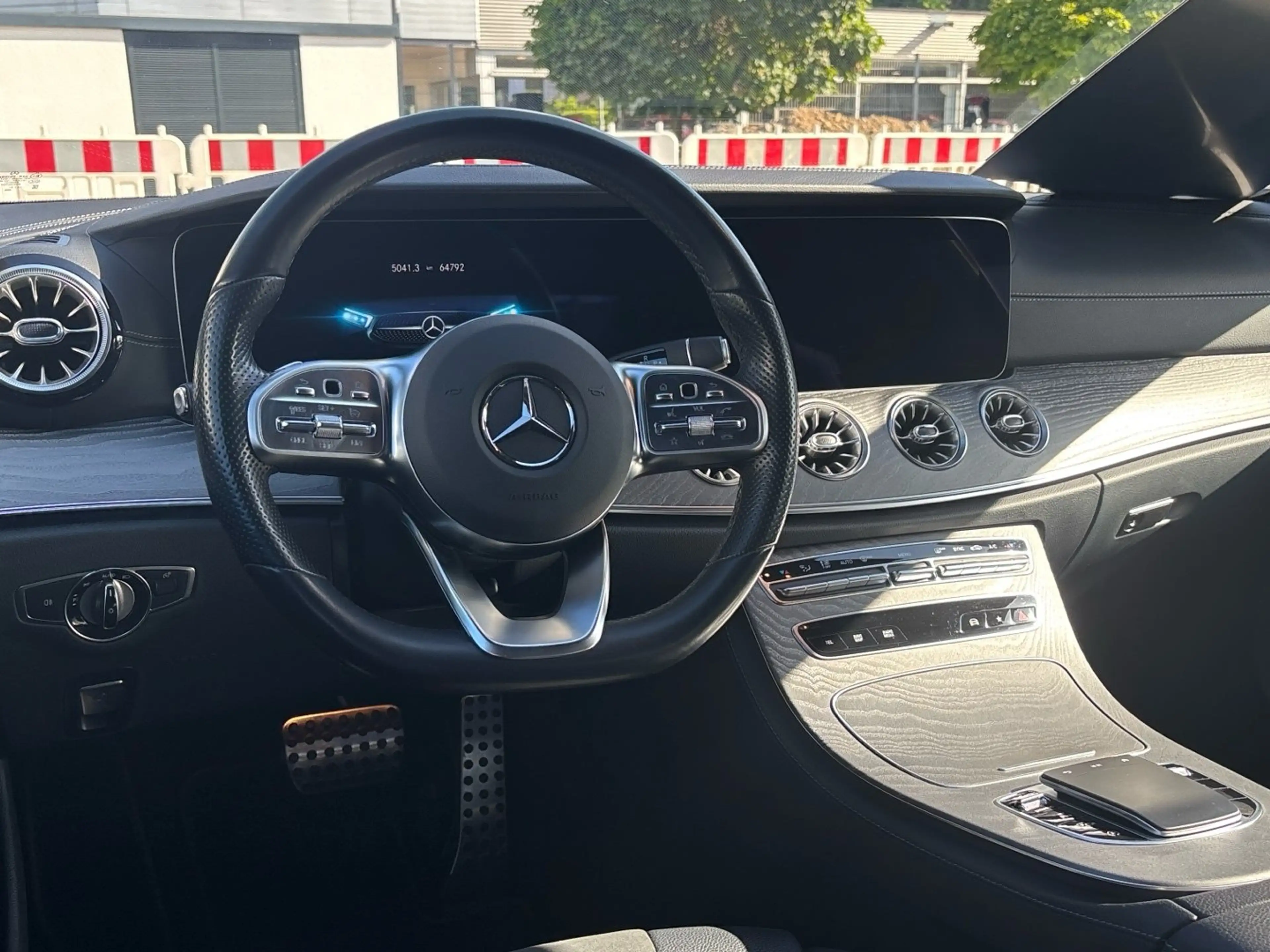 Mercedes-Benz CLS 220 d AMG Night Multibeam 360°-Kamera MBUX — photo 8