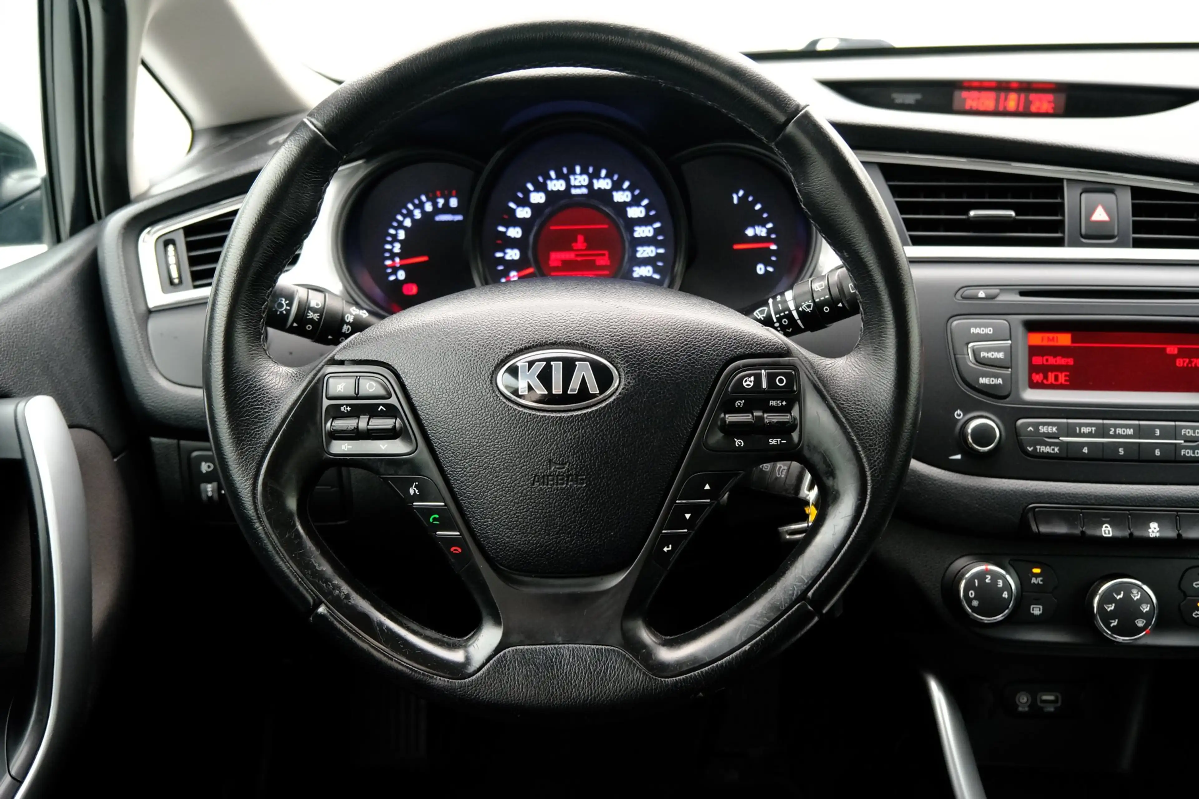 Kia Ceed SW / cee'd SW Sportswagon 1.0 T-GDi ComfortLine Airco|Cruise|Tre — photo 9