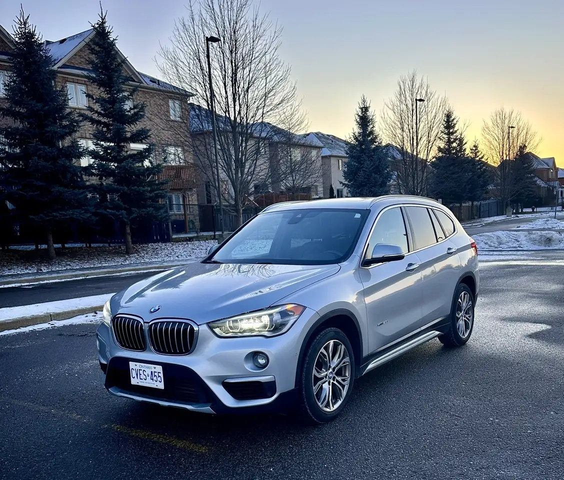 BMW X1 снимка BMW X1