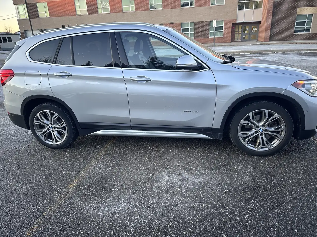 BMW X1 снимка BMW X1