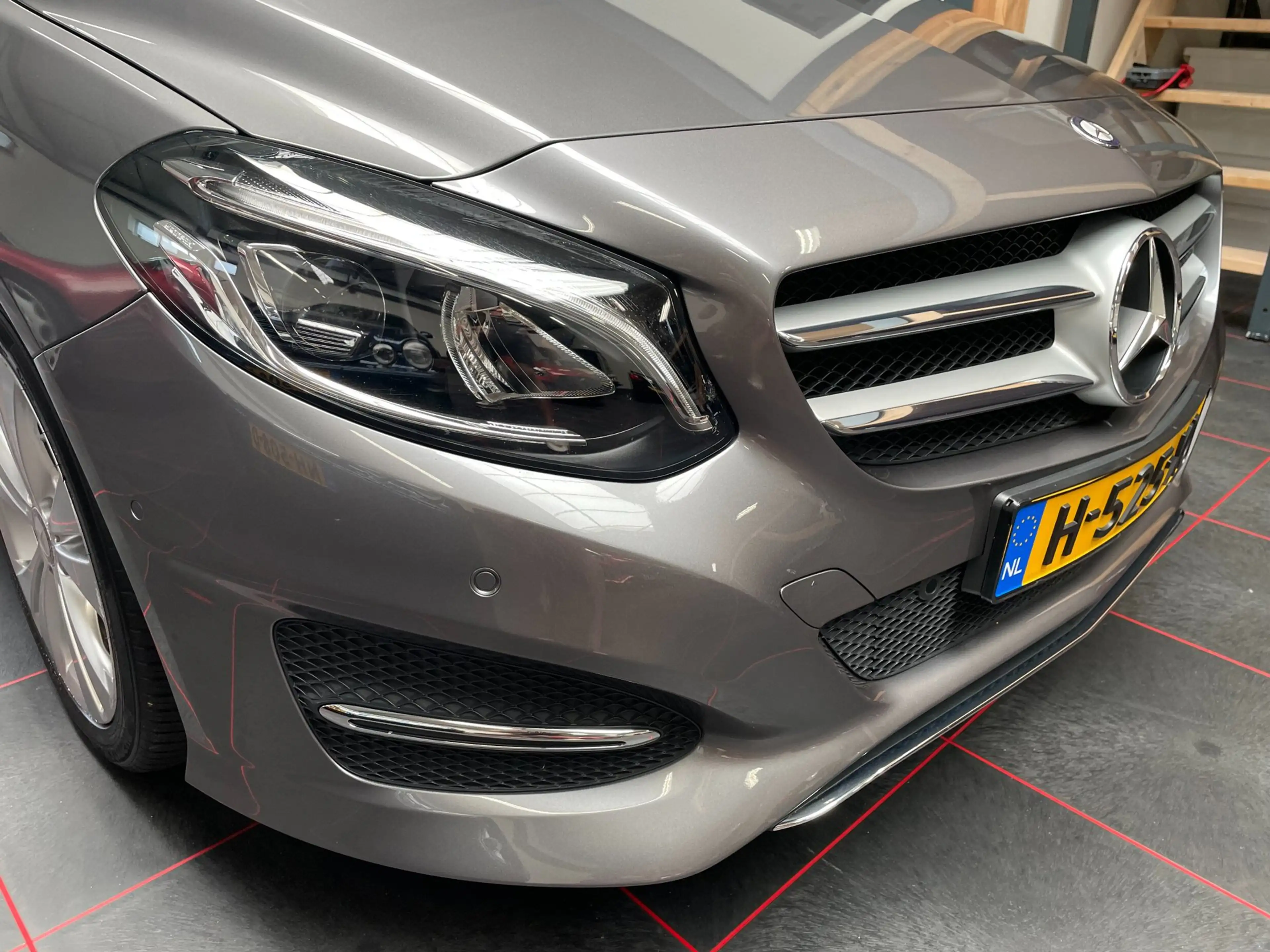 Mercedes-Benz B 220 4Matic Ambition — photo 18