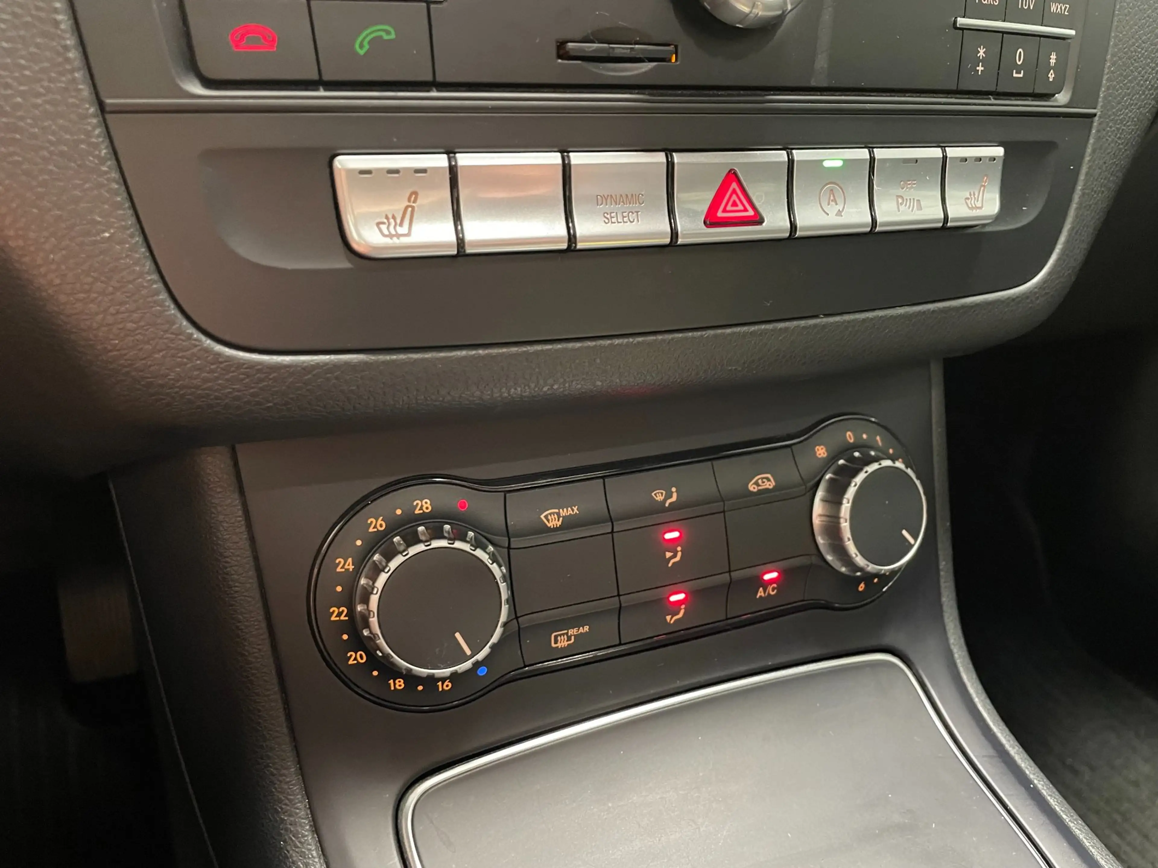 Mercedes-Benz B 220 4Matic Ambition — photo 28