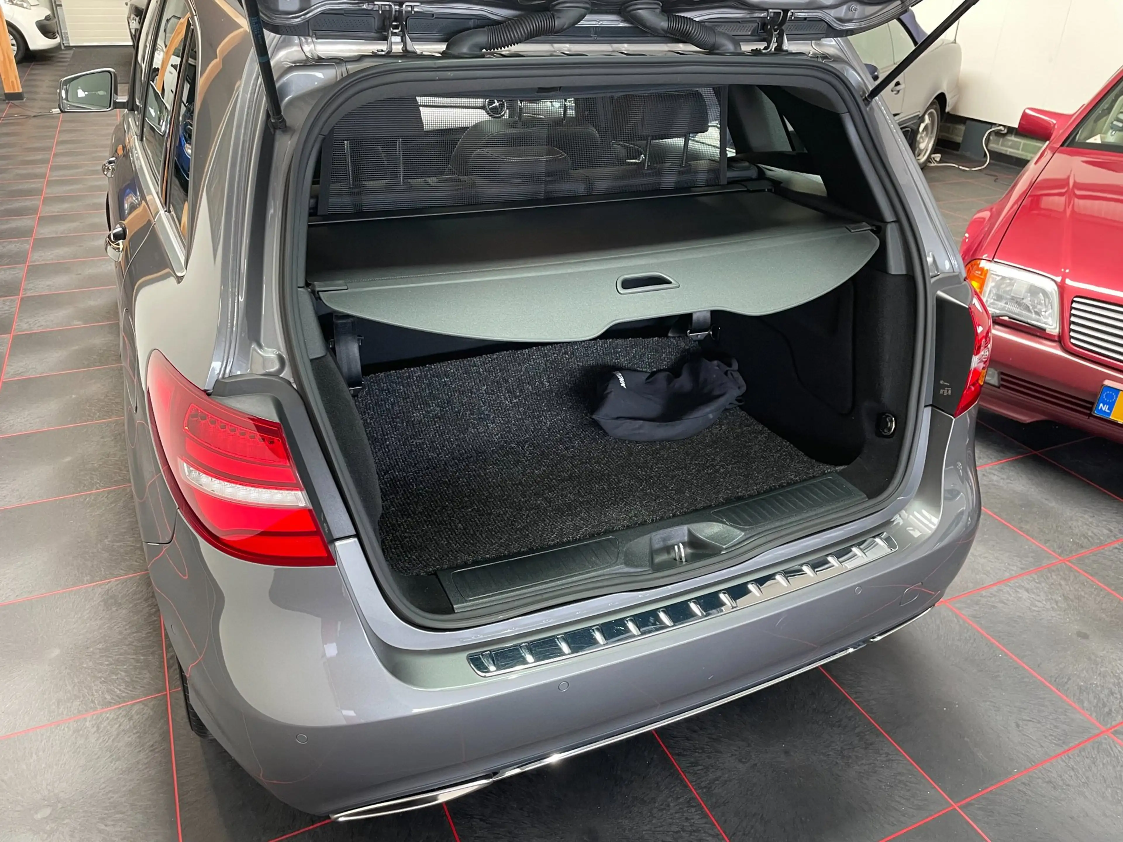 Mercedes-Benz B 220 4Matic Ambition — photo 5